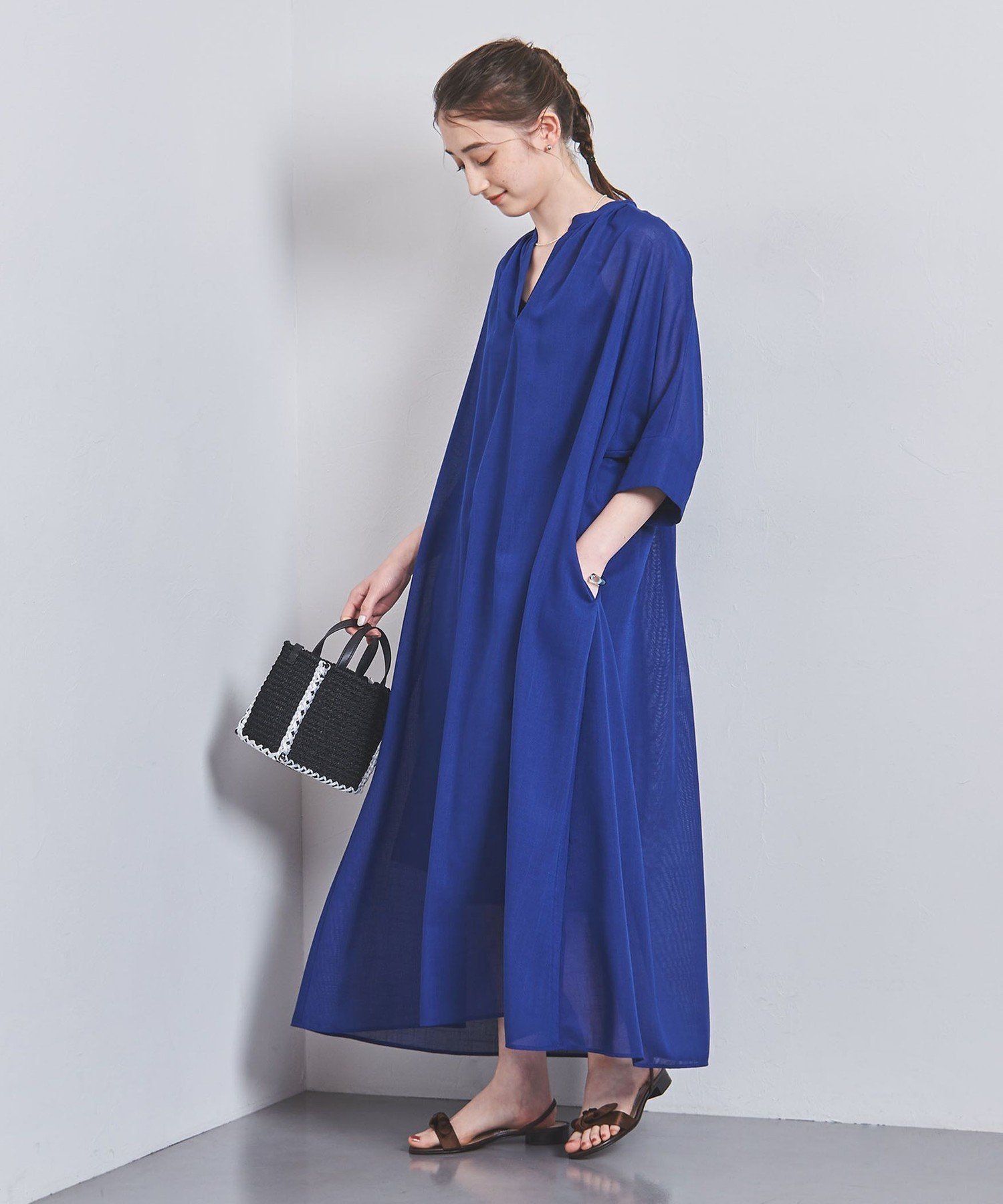 【ユナイテッドアローズ/UNITED ARROWS】のASAMI ドルマン スキッパー ワンピース インテリア・キッズ・メンズ・レディースファッション・服の通販 founy(ファニー) 　ファッション　Fashion　レディースファッション　Fashion for Women　ワンピース　Dresses　シアー　Sheer, See-Through　シンプル　Simple, Minimal　スキッパー　Skipper, Open Collar　ストレート　Straight, Straight Cut　ペチコート　Petticoat, Underskirt　ポケット　Pocket, Pocket Detail　リネン　Linen, Linen Fabric　リボン　Ribbon, Bow　ワイド　Wide, Wide Fit　アウトレット　Outlet / Clearance　おすすめ　Recommended / Our Picks　夏　Summer　ROYAL|ID: prp329100004812599 ipo3291000000034936868