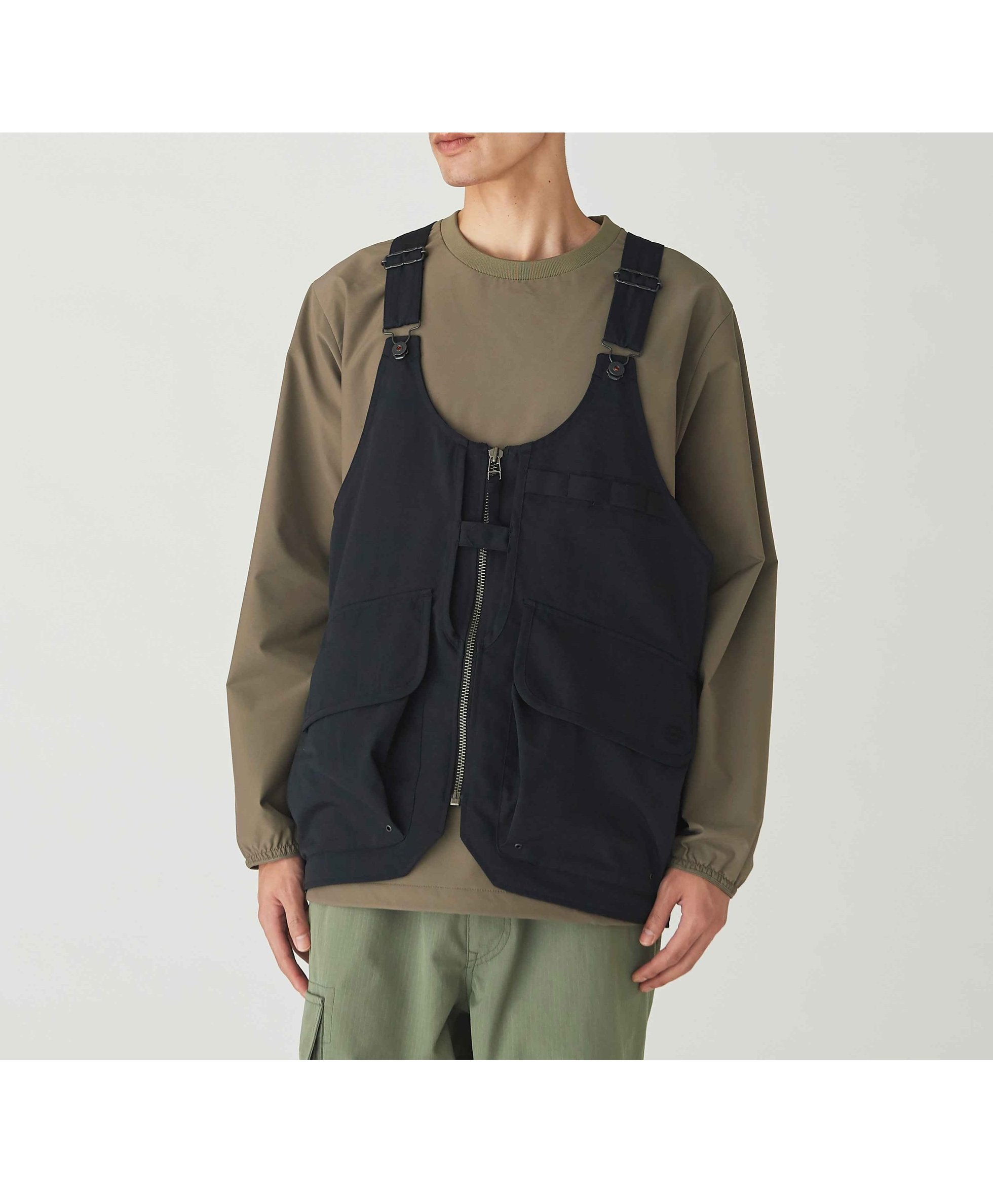 【スノーピーク/SNOW PEAK】のTAKIBI Weather Vest 人気、トレンドファッション・服の通販 founy(ファニー) 　ファッション　Fashion　レディースファッション　Fashion for Women　アウター　Coat / Outerwear Collection　トップス・カットソー　Cut & Sew Tops　ベスト&ジレ / 重ね着スタイル　Vests & Gilets　アウトドア　Outdoor Clothing　クラシック　Classic, Timeless Style　軽量　Lightweight, Ultra Light　シンプル　Simple, Minimal　スマート　Smart, Elegant　定番　Standard, Basic Item　フラップ　Flap, Flap Pocket　ベスト　Vest, Waistcoat　ポケット　Pocket, Pocket Detail　ワンポイント　One Point, Statement Accent　A/W・秋冬　Autumn/Winter　2024年　2024　2024-2025秋冬・A/W　Autumn/Winter 2024–25 AW24–25　 other-1|ID: prp329100004812629 ipo3291000000034937219