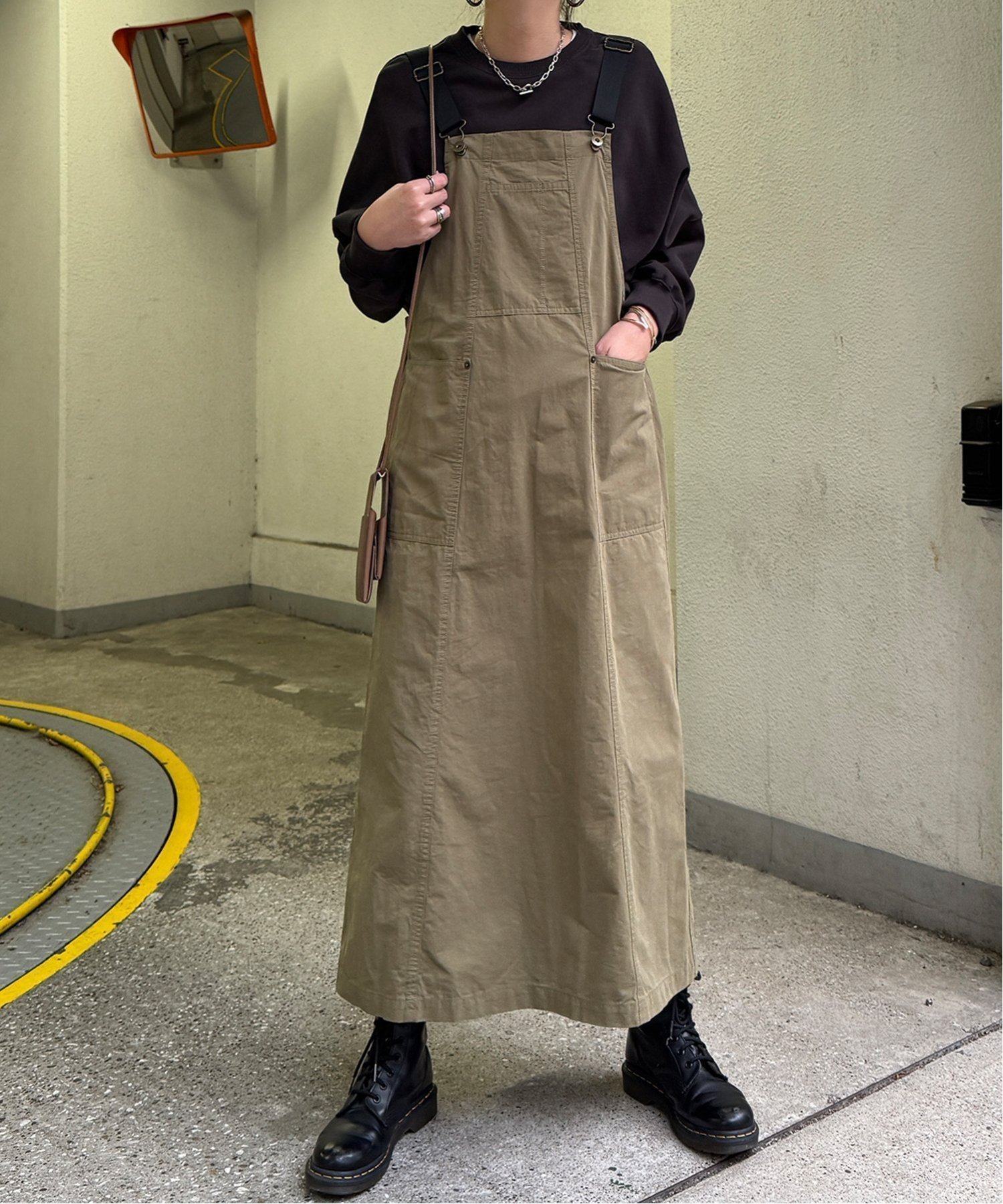 【エルビーシー/LBC】のコットンツイルワークジャンスカ インテリア・キッズ・メンズ・レディースファッション・服の通販 founy(ファニー) 　ファッション　Fashion　レディースファッション　Fashion for Women　インナー　Innerwear　カットソー　Cut and Sewn Top　サスペンダー　Suspenders, Braces　タートル　Turtleneck, Turtle Collar　ロング　Long, Long-Length　ワーク　Workwear, Utility Style　カーキ|ID: prp329100004812656 ipo3291000000034937480