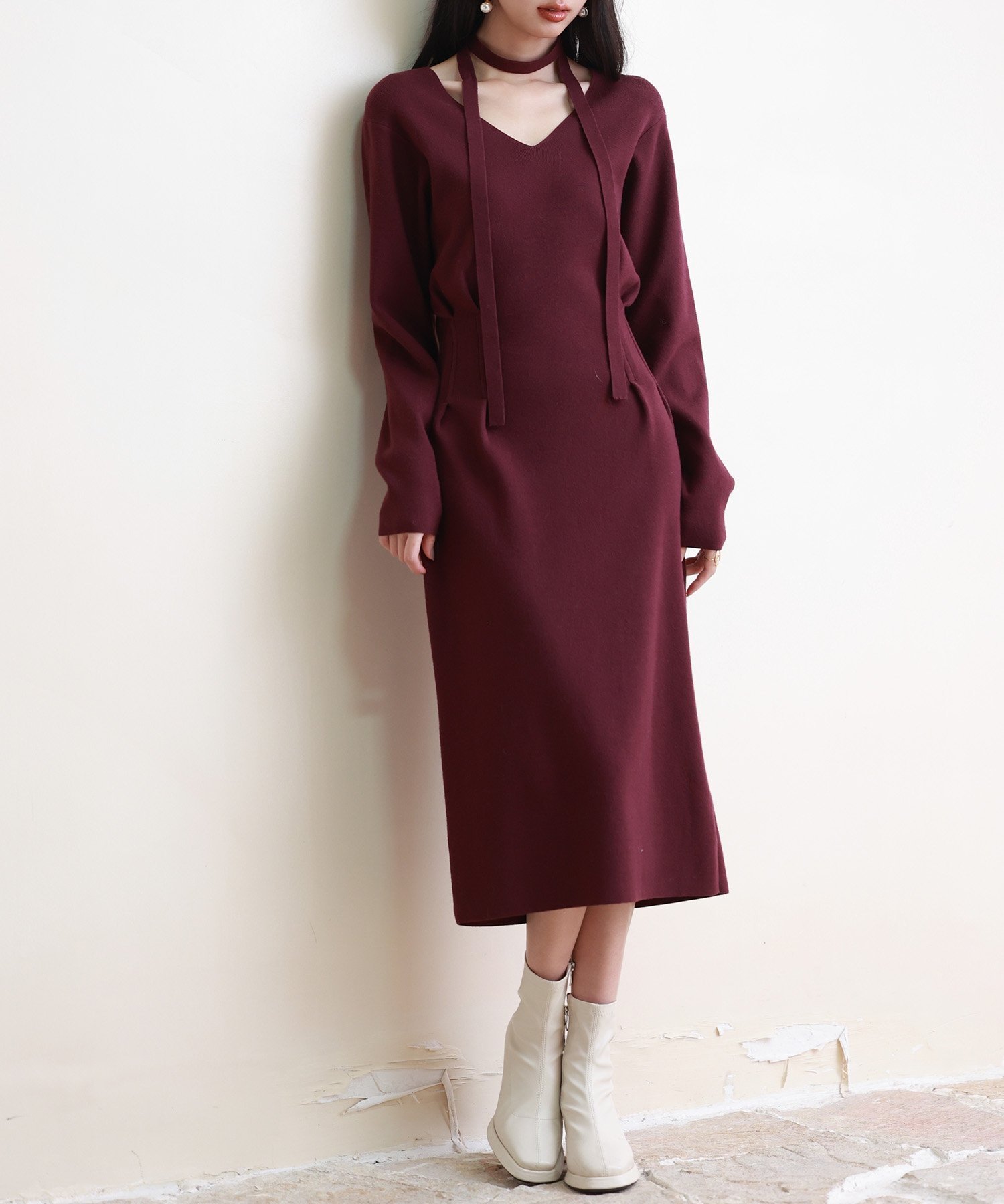 【セゾンドパピヨン/SAISON DE PAPILLON】のイマドキシルエのハイゲージニットワンピース インテリア・キッズ・メンズ・レディースファッション・服の通販 founy(ファニー) 　ファッション　Fashion　レディースファッション　Fashion for Women　ワンピース　Dresses　ニットワンピース　Knit Dresses　デコルテ　Décolleté, Neckline　ペンシル　Pencil, Pencil Skirt　リボン　Ribbon, Bow　レッド|ID: prp329100004812728 ipo3291000000034938200