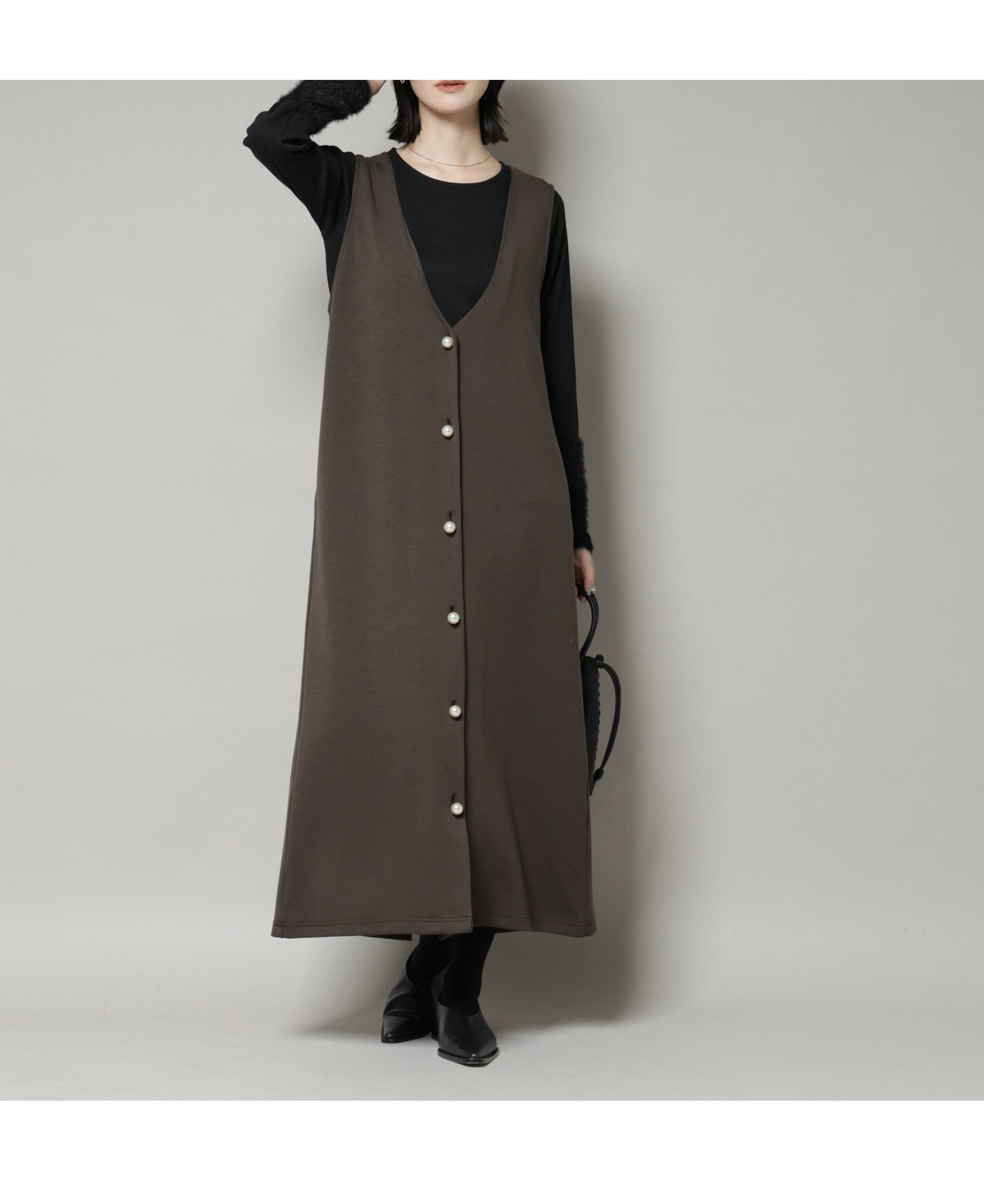 【ナノ ユニバース/nano universe】のジレワンピース×ファースリーブトップス アンサンブルセット インテリア・キッズ・メンズ・レディースファッション・服の通販 founy(ファニー) 　ファッション　Fashion　レディースファッション　Fashion for Women　アウター　Coat / Outerwear Collection　アンサンブル　Ensemble Set　ウォッシャブル　Machine Washable　カットソー　Cut and Sewn Top　パール　Pearl, Pearl Accent　アウトレット　Outlet / Clearance　エレガント 上品　Elegant　2025年　2025　2025-2026秋冬・A/W　Autumn/Winter 2025–26 AW25–26　ブラウン|ID: prp329100004812816 ipo3291000000034939095