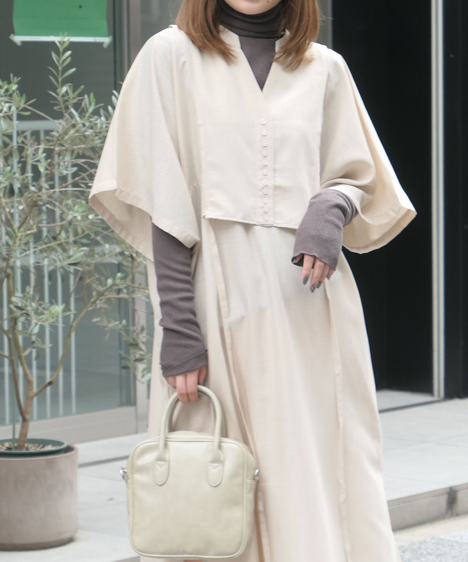 【コーナーズ/CORNERS】のスラブジョーゼットカフタンシャツワンピース インテリア・キッズ・メンズ・レディースファッション・服の通販 founy(ファニー) 　ファッション　Fashion　レディースファッション　Fashion for Women　ワンピース　Dresses　シャツワンピース / 1枚で着映えコーデ　Shirt Dresses　ジョーゼット　Georgette, Semi-Sheer Fabric　スキッパー　Skipper, Open Collar　スリット　Slit, Slit Detail　ロング　Long, Long-Length　半袖　Short Sleeve, Half Sleeve　夏　Summer　定番　Standard, Basic Item　アイボリー|ID: prp329100004812827 ipo3291000000034939168