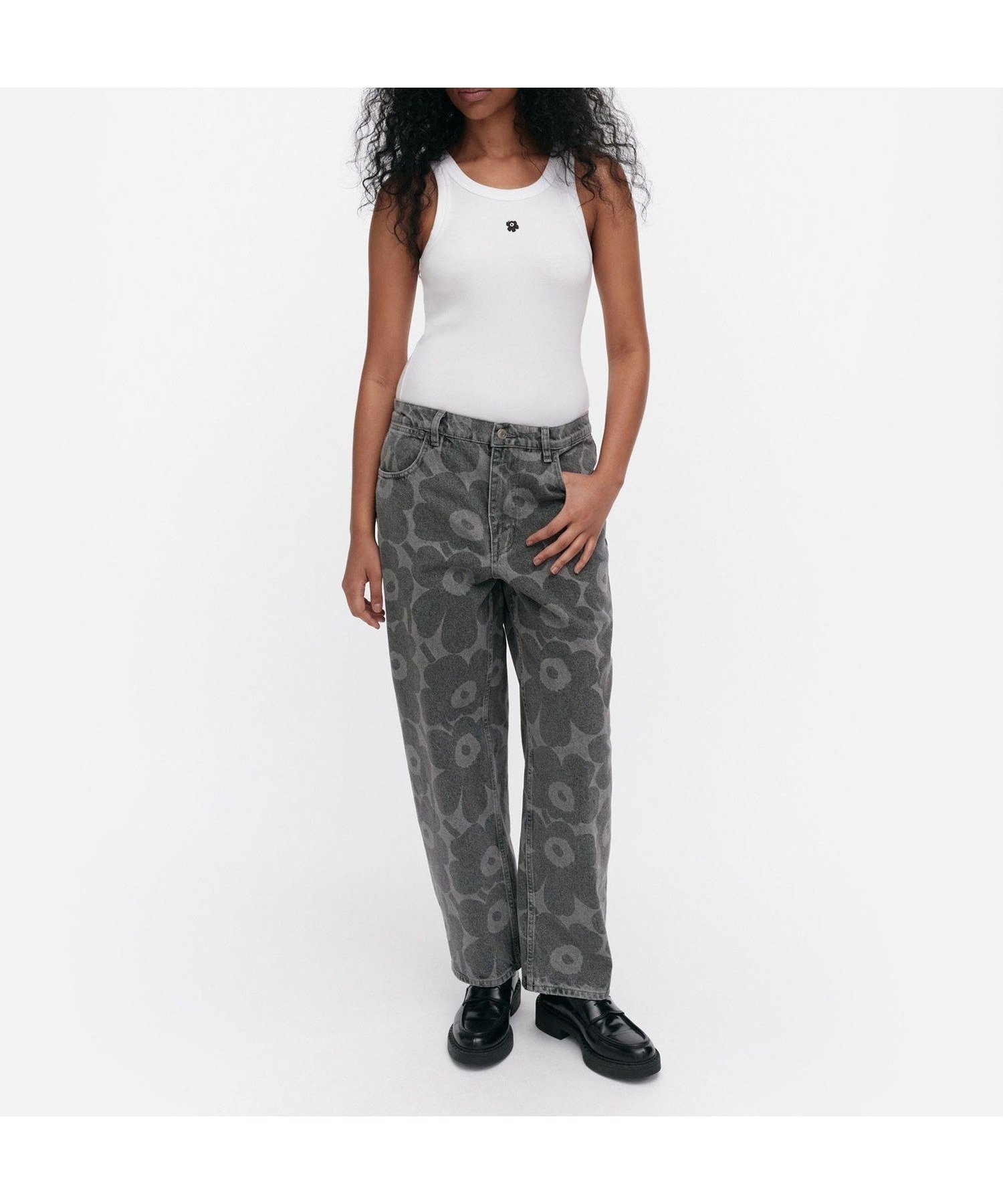 【マリメッコ/marimekko】のMaridenim Barrel Unikko ジーンズ 人気、トレンドファッション・服の通販 founy(ファニー) 　ファッション　Fashion　レディースファッション　Fashion for Women　おすすめ　Recommended / Our Picks　ジーンズ　Jeans, Denim Pants　セットアップ　Set-Up, Coordinated Outfit　タンク　Tank Top, Sleeveless Top　テーパード　Tapered, Tapered Pants　デニム　Denim, Jeans Material　無地　Plain, Solid Color　 other-1|ID: prp329100004813060 ipo3291000000034944453