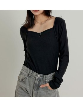 【リエディ/Re:EDIT】のスムースリブハートネックロングTシャツ 人気、トレンドファッション・服の通販 founy(ファニー) ファッション Fashion レディースファッション Fashion for Women トップス・カットソー Cut & Sew Tops シャツ・ブラウス・オフィスカジュアル Elegant Blouses & Button-Ups ロングTシャツ・Tシャツ Longline T-Shirts & Tees おすすめ Recommended / Our Picks なめらか Smooth, Silky Texture インナー Innerwear カーディガン Cardigan, Knitwear シンプル Simple, Minimal ジャケット Jacket, Outerwear スラックス Slacks, Dress Pants デコルテ Décolleté, Neckline トレンド Trend, Trending Now フィット Fit, Slim Fit フェミニン Feminine, Girly |ID:prp329100004813090