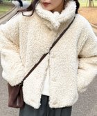 【フレディ&グロスター/FREDY&GLOSTER】のフェイクファーコート 人気、トレンドファッション・服の通販 founy(ファニー) ファッション Fashion レディースファッション Fashion for Women アウター Coat / Outerwear Collection コート・ロングコート・ピーコート Long Coats, Peacoats & More 今季 This Season, Current Season デニム Denim, Jeans Material 人気 Popular, Best Seller バランス Balance, Style Balance フェイクファー Faux Fur, Imitation Fur おすすめ Recommended / Our Picks 2025年 2025 2025-2026秋冬・A/W Autumn/Winter 2025–26 AW25–26 thumbnail アイボリー|ID: prp329100004813175 ipo3291000000034945587