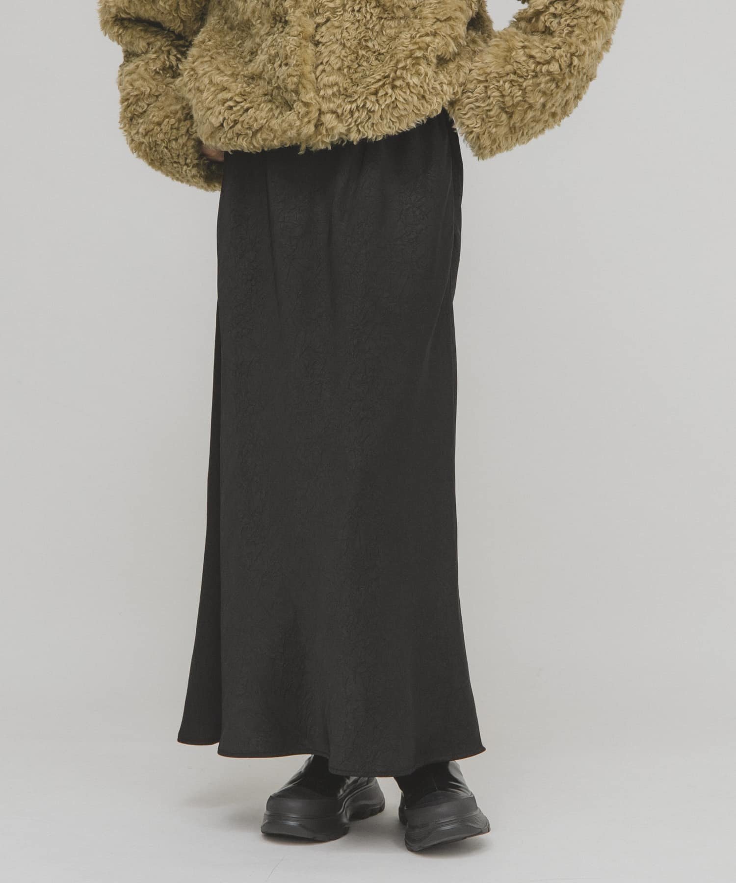 【ケービーエフ/KBF / URBAN RESEARCH】のクラッシュサテンナロースカート インテリア・キッズ・メンズ・レディースファッション・服の通販 founy(ファニー) ファッション Fashion レディースファッション Fashion for Women スカート Skirts 2025年 2025 2025-2026秋冬・A/W Autumn/Winter 2025–26 AW25–26 冬 Winter / This Winter クラッシュ Distressed, Crashed Style サテン Satin, Glossy Fabric A/W・秋冬 Autumn/Winter ブラック|ID: prp329100004813419 ipo3291000000034948210