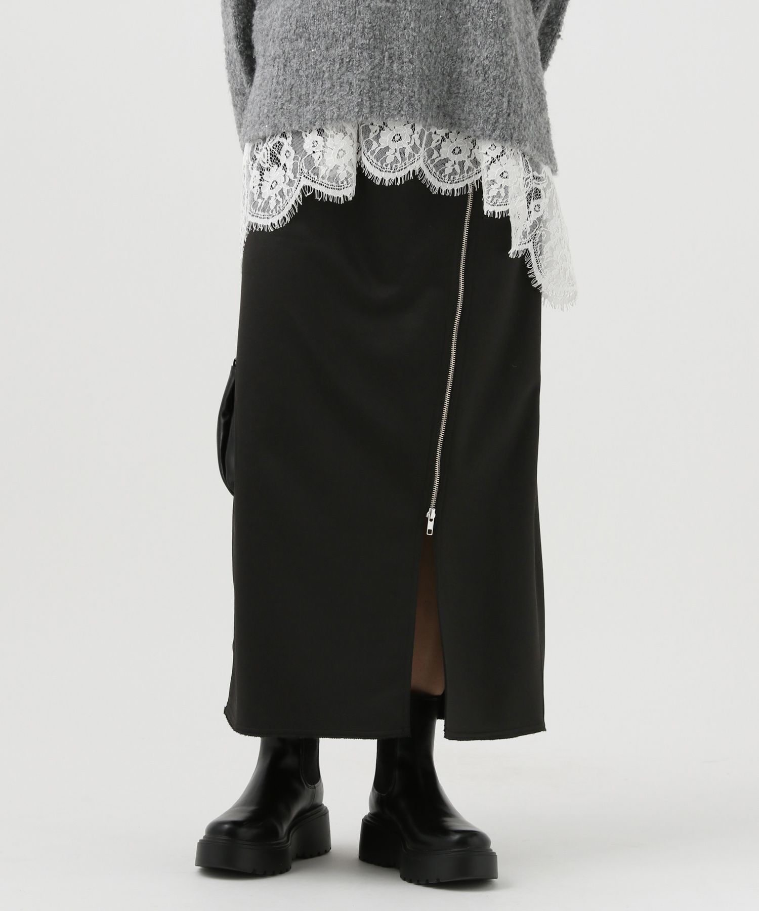 【ベイフロー/BAYFLOW】のストレッチ入りで動きやすい フロントジップチンツスカート インテリア・キッズ・メンズ・レディースファッション・服の通販 founy(ファニー) 　ファッション　Fashion　レディースファッション　Fashion for Women　スカート　Skirts　おすすめ　Recommended / Our Picks　カットソー　Cut and Sewn Top　ジップ　Zip, Zipper　スウェット / スエット　Sweatshirt, Sweatwear　ストレッチ　Stretch, Stretchy Fabric　スリット　Slit, Slit Detail　フロント　Front, Front Design　ポケット　Pocket, Pocket Detail　ブラック19|ID: prp329100004813423 ipo3291000000034948245