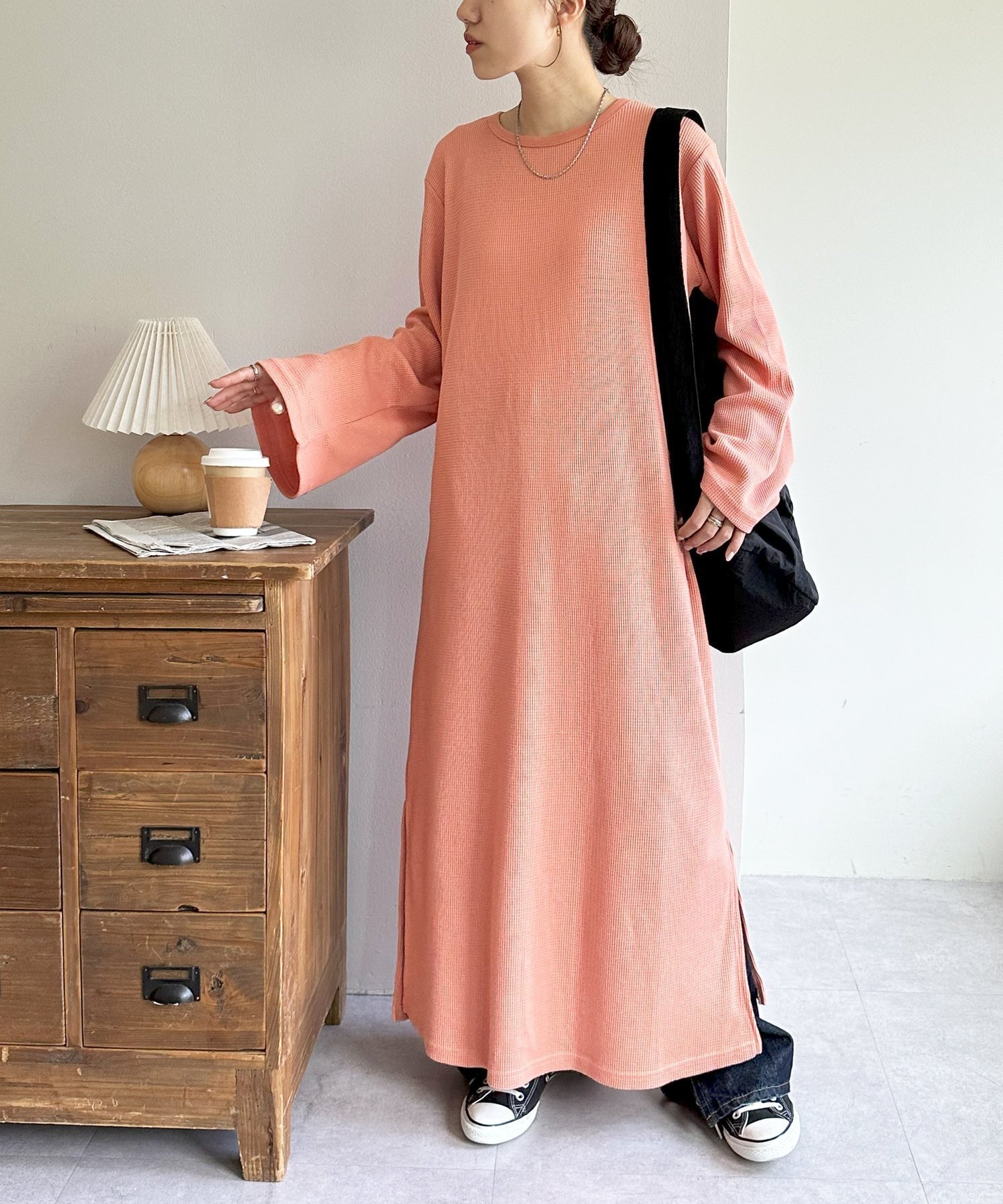【ディスコート/Discoat】の【WEB限定】フレアスリーブワッフルワンピース インテリア・キッズ・メンズ・レディースファッション・服の通販 founy(ファニー) 　ファッション　Fashion　レディースファッション　Fashion for Women　ワンピース　Dresses　サーモンピンク|ID: prp329100004813434 ipo3291000000034948389