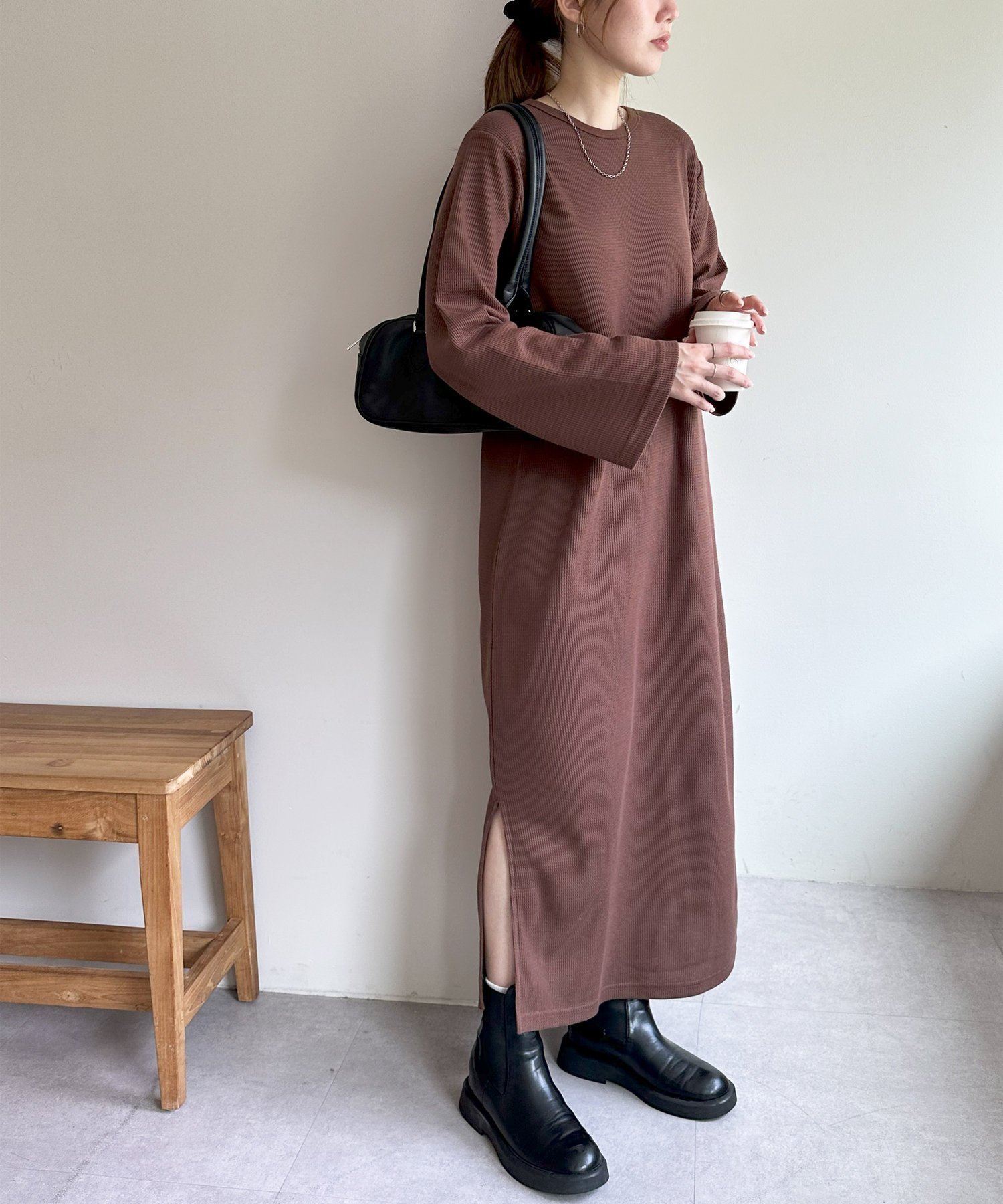 【ディスコート/Discoat】の【WEB限定】フレアスリーブワッフルワンピース インテリア・キッズ・メンズ・レディースファッション・服の通販 founy(ファニー) 　ファッション　Fashion　レディースファッション　Fashion for Women　ワンピース　Dresses　ブラウン|ID: prp329100004813434 ipo3291000000034948392