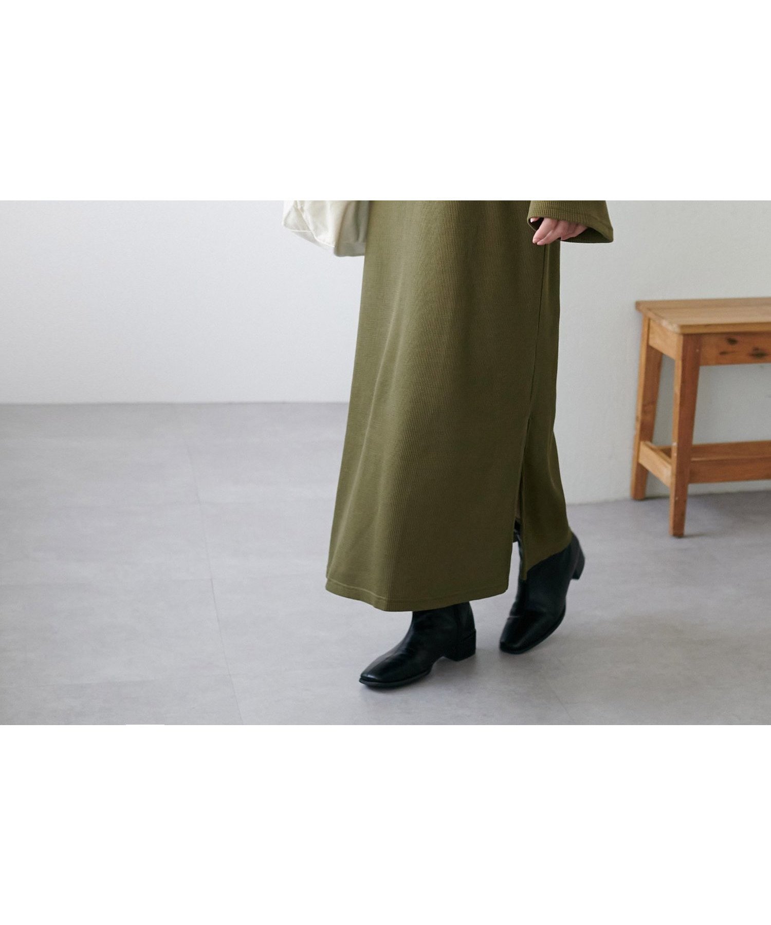 【ディスコート/Discoat】の【WEB限定】フレアスリーブワッフルワンピース インテリア・キッズ・メンズ・レディースファッション・服の通販 founy(ファニー) 　ファッション　Fashion　レディースファッション　Fashion for Women　ワンピース　Dresses　オリーブ|ID: prp329100004813434 ipo3291000000034948393