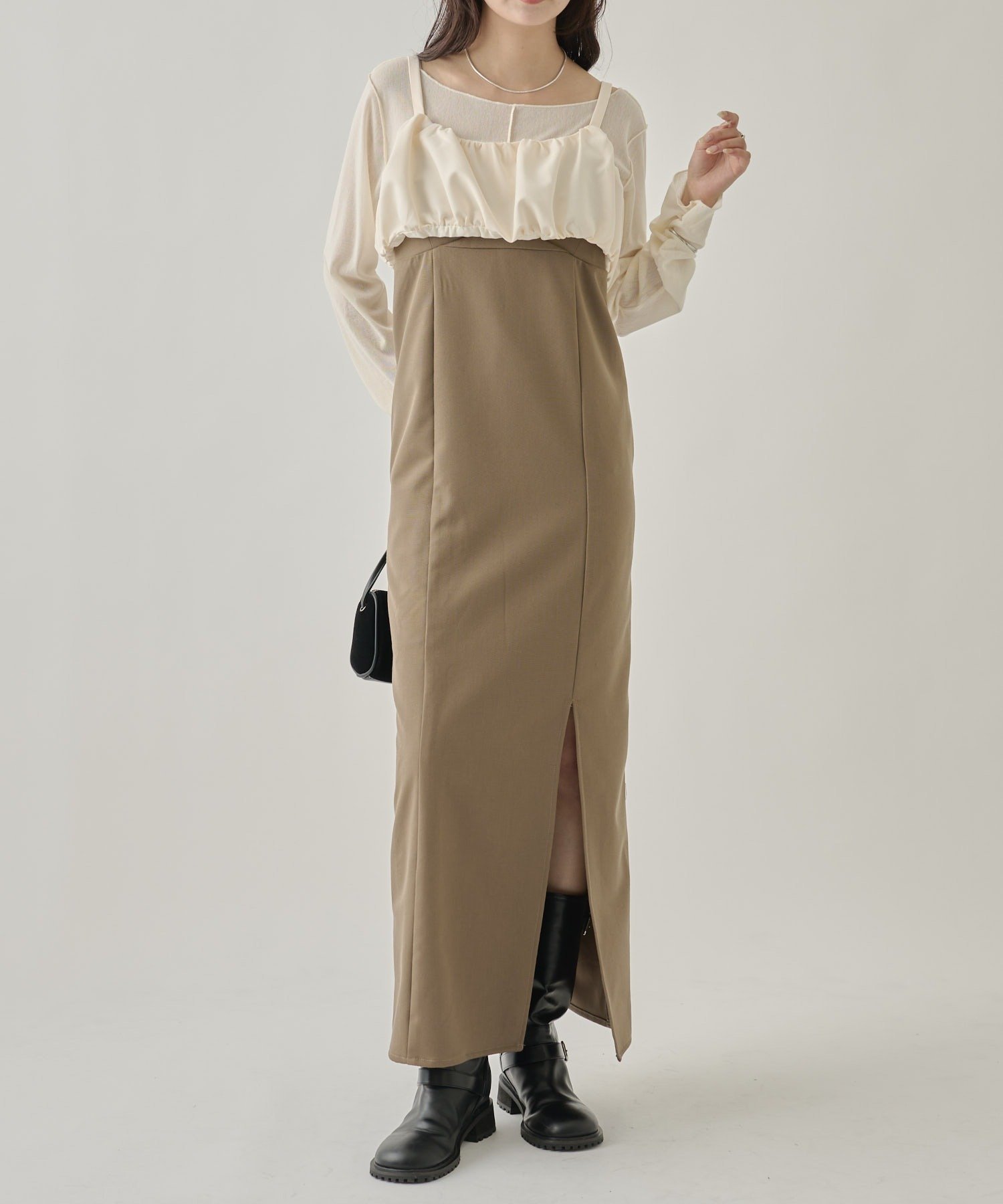 【パルグループ/PAL GROUP】の【mystic】ギャザービスチェSETワンピース インテリア・キッズ・メンズ・レディースファッション・服の通販 founy(ファニー) 　ファッション　Fashion　レディースファッション　Fashion for Women　ワンピース　Dresses　インナー　Innerwear　ウェーブ　Wavy Pattern　コンパクト　Compact, Small Size　ストレート　Straight, Straight Cut　スリット　Slit, Slit Detail　ビスチェ　Bustier, Corset Top　フロント　Front, Front Design　プレート　Plate, Dish　ミュール　Mule, Backless Shoes　リボン　Ribbon, Bow　再入荷　Restock / Back in Stock　おすすめ　Recommended / Our Picks　オフホワイト|ID: prp329100004813510 ipo3291000000034949042