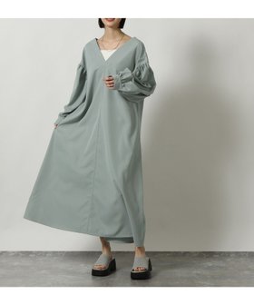 【ラコレ/LAKOLE】の袖ボリューム長袖ワンピース 人気、トレンドファッション・服の通販 founy(ファニー) ファッション Fashion レディースファッション Fashion for Women ワンピース Dresses おすすめ Recommended / Our Picks デコルテ Décolleté, Neckline フレア Flare, Flared ボトム Bottoms, Lower Wear リボン Ribbon, Bow 長袖 Long Sleeve, Full Sleeve |ID:prp329100004813513