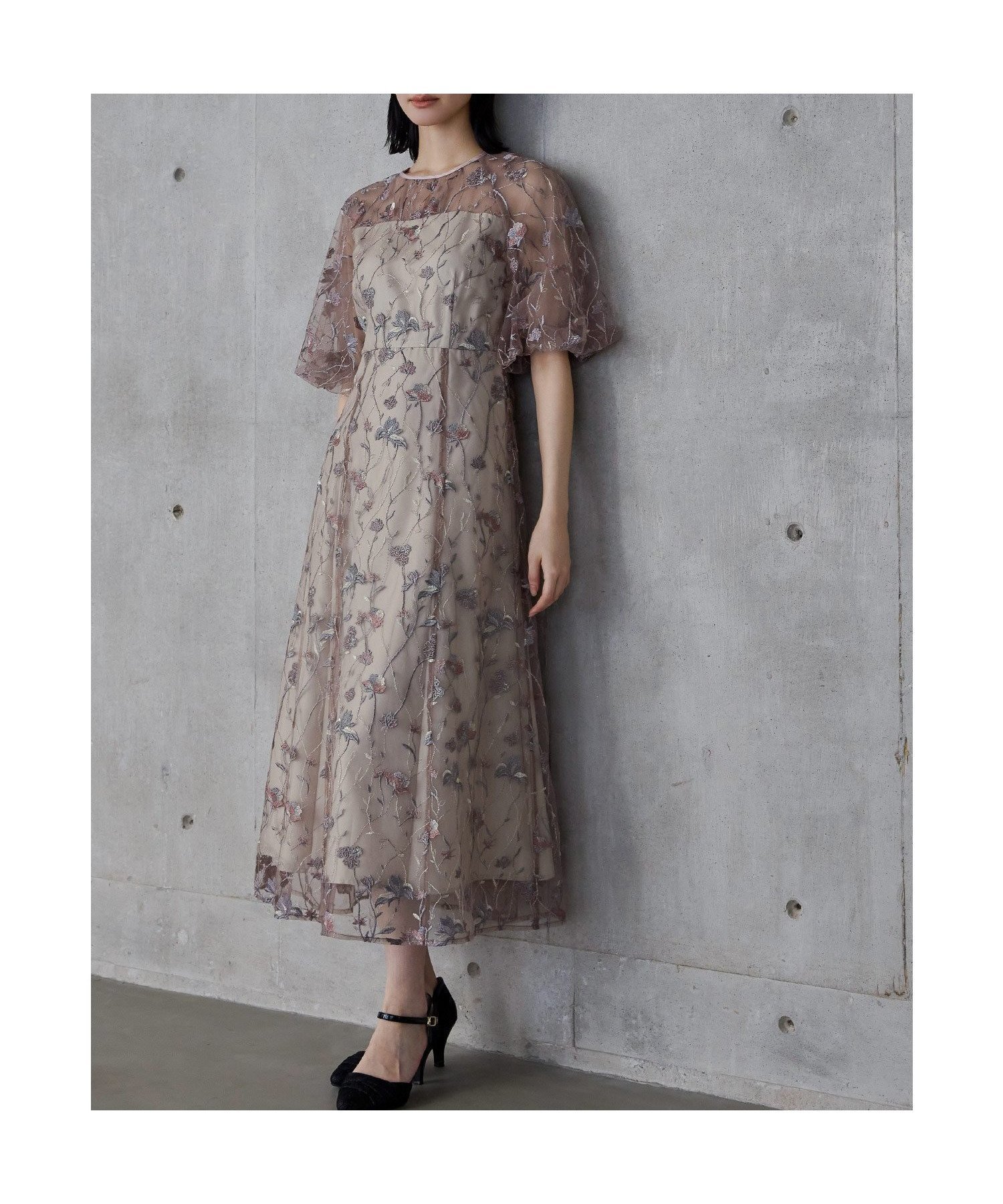 【ビーフラット/bflat】のフラワーエンブロイダリードレス パーティードレス オケージョンドレス 結婚式 二次会 インテリア・キッズ・メンズ・レディースファッション・服の通販 founy(ファニー) 　ファッション　Fashion　レディースファッション　Fashion for Women　ワンピース　Dresses　フォーマル・パーティードレス・結婚式用ドレス　Elegant & Casual Dresses　おすすめ　Recommended / Our Picks　スリーブ　Sleeve, Long Sleeve / Short Sleeve　チュール　Tulip, Tulip Motif　ドレス　Dress, One-Piece　フェミニン　Feminine, Girly　フラワー　Flower, Floral　フレア　Flare, Flared　二次会　After Party　披露宴　Wedding Reception　結婚式　Wedding　ピンク|ID: prp329100004813579 ipo3291000000034950189