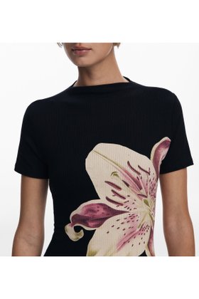 【デシグアル/Desigual】のオーキッドプリントモックネックドレス 結婚式 二次会 フォーマル 人気、トレンドファッション・服の通販 founy(ファニー) ファッション Fashion レディースファッション Fashion for Women ワンピース Dresses フォーマル・パーティードレス・結婚式用ドレス Elegant & Casual Dresses アクセサリー Fashion Accessories エレガント 上品 Elegant カラフル Colorful Design クラシック Classic, Timeless Style グラデーション Gradient, Ombre シンプル Simple, Minimal ストレート Straight, Straight Cut パターン Pattern, Design Print フォーマル Formal, Dressy フロント Front, Front Design プリント Print, Printed Pattern 半袖 Short Sleeve, Half Sleeve モックネック Mock Neck, Short Turtleneck モノトーン Monotone, Black and White 結婚式 Wedding 二次会 After Party |ID:prp329100004813647