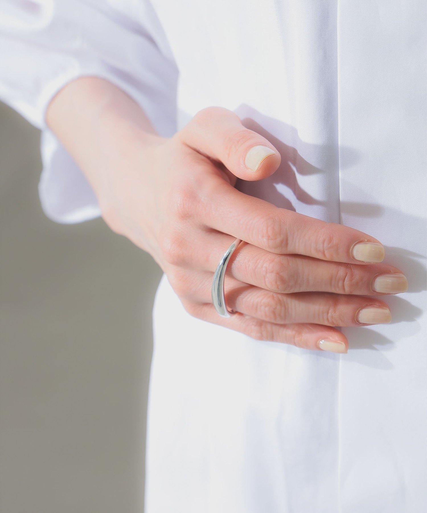 【デミルクス ビームス/Demi-Luxe BEAMS】のISOLATION / カーブ ダブルフィンガー リング シルバー 人気、トレンドファッション・服の通販 founy(ファニー) 　ファッション　Fashion　レディースファッション　Fashion for Women　アクセサリー　Fashion Accessories　イエロー　Yellow　シルバー　Silver, Metallic Silver　シンプル　Simple, Minimal　ジュエリー　Jewelry, Accessories　スポーツ　Sports, Activewear　ダブル　Double, Double-Breasted　モダン　Modern, Contemporary　おすすめ　Recommended / Our Picks　 other-1|ID: prp329100004813852 ipo3291000000034960527