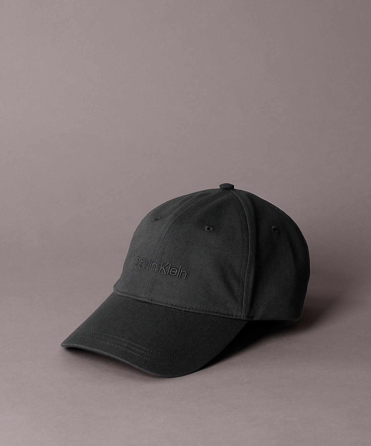 【カルバンクライン/Calvin Klein】の【公式ショップ】 カルバンクライン ロゴエンブロイダリーベースボールキャップ Calvin Klein Jeans Accessory 4D5013G インテリア・キッズ・メンズ・レディースファッション・服の通販 founy(ファニー) 　ファッション　Fashion　レディースファッション　Fashion for Women　おすすめ　Recommended / Our Picks　キャップ　Cap, Baseball Cap　ジャケット　Jacket, Outerwear　ジーンズ　Jeans, Denim Pants　パーカー　Hoodie, Parka　モダン　Modern, Contemporary　India Ink|ID: prp329100004813875 ipo3291000000034960814