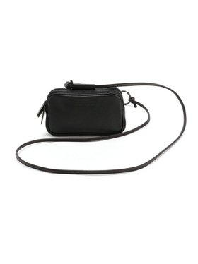 【パトリックステファン/PATRICK STEPHAN】のPATRICK STEPHAN / Leather micro shoulder bag double zip ダブルジップ レザー ショルダーバッグ 人気、トレンドファッション・服の通販 founy(ファニー) ファッション Fashion レディースファッション Fashion for Women バッグ Bags スクエア Square, Square Shape フォルム Silhouette, Form モチーフ Motif, Design Theme ラップ Wrap, Wrap Design エレガント 上品 Elegant 財布 Wallet, Purse |ID:prp329100004813899