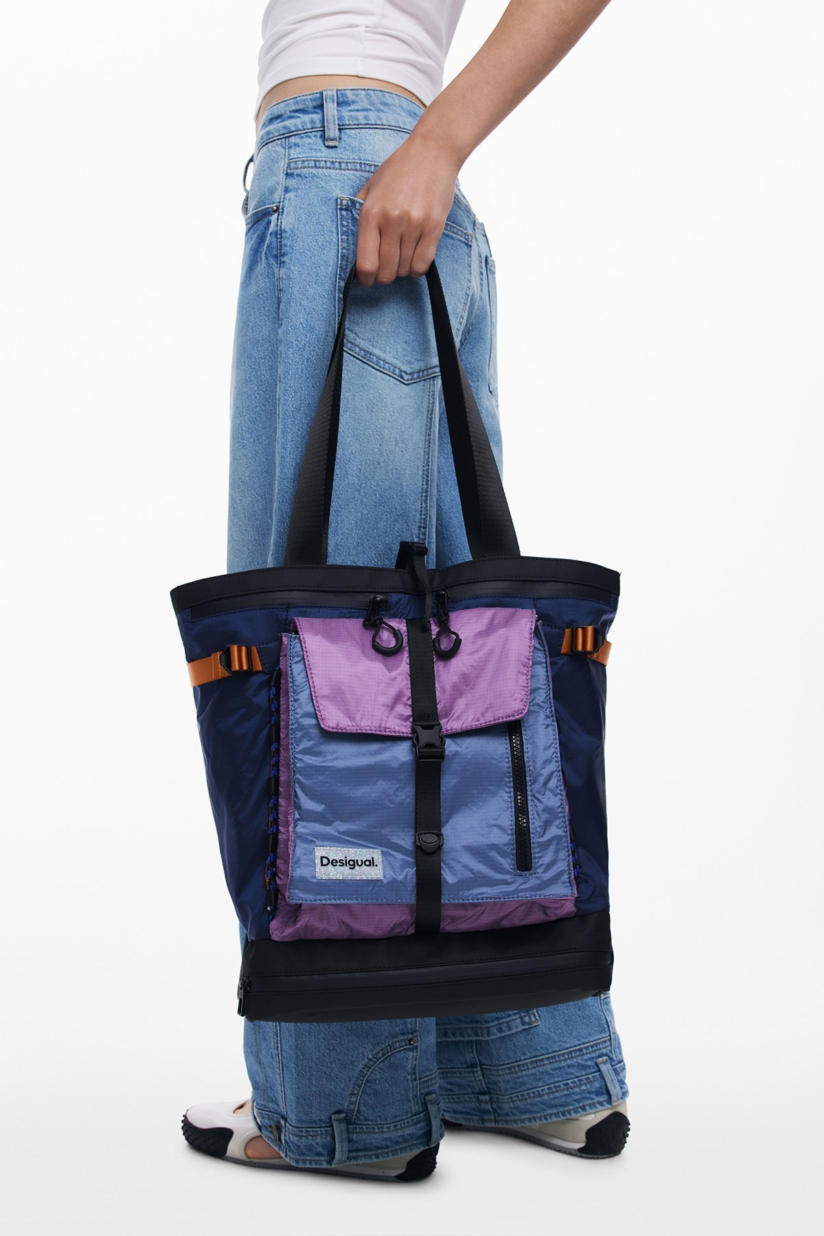 【デシグアル/Desigual】の大型ナイロントートリュックサック バックパック 人気、トレンドファッション・服の通販 founy(ファニー) 　ファッション　Fashion　レディースファッション　Fashion for Women　バッグ　Bags　アウトドア　Outdoor Clothing　カラフル　Colorful Design　パターン　Pattern, Design Print　フラップ　Flap, Flap Pocket　フロント　Front, Front Design　ポケット　Pocket, Pocket Detail　旅行　Travel　ビジネス 仕事 通勤　Business / Work / Commuting　 other-1|ID: prp329100004813952 ipo3291000000034961502