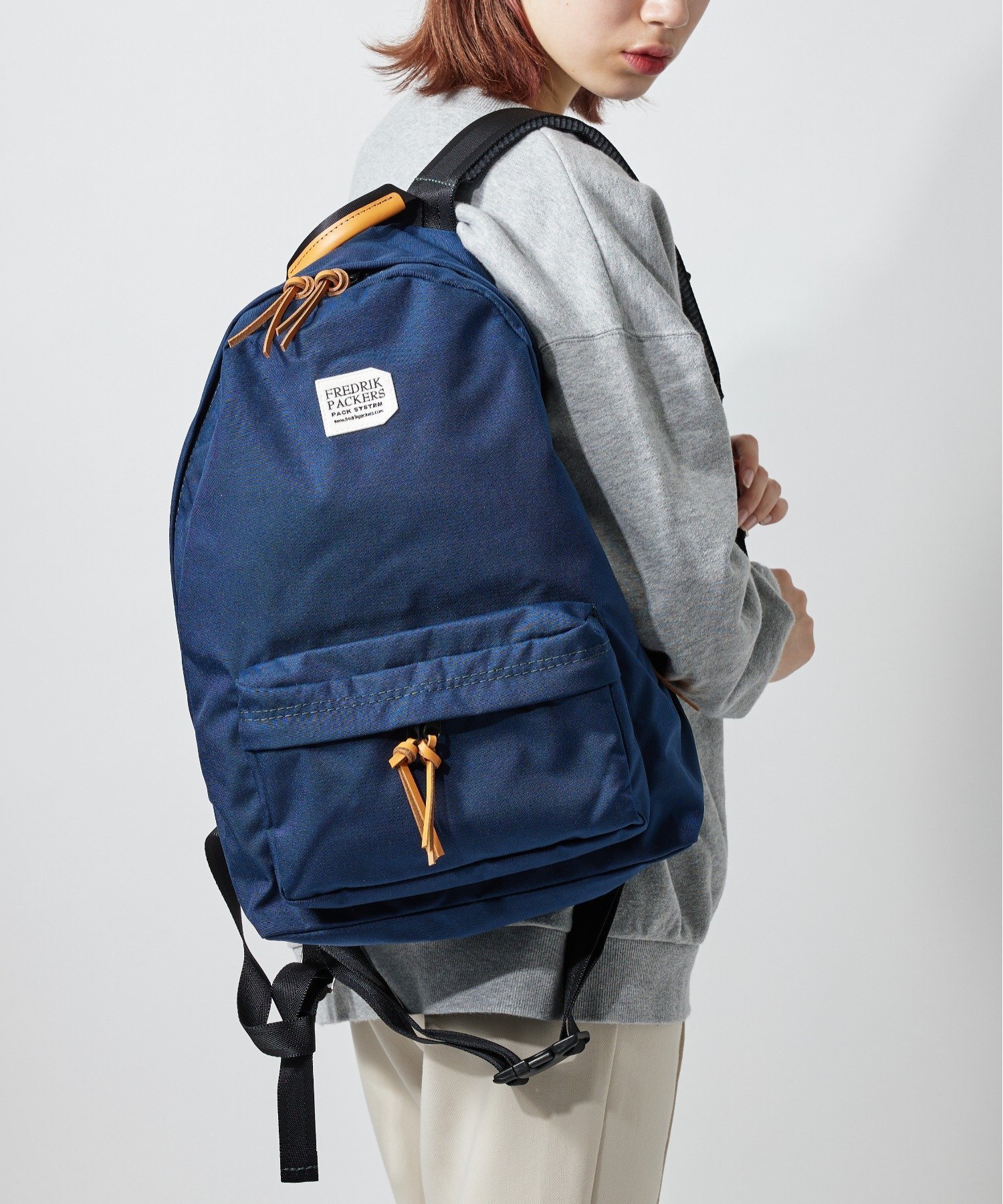 【セットアップセブン/SETUP7】のFREDRIK PACKERS/500D DAY PACK デイパック バックパック インテリア・キッズ・メンズ・レディースファッション・服の通販 founy(ファニー) 　ファッション　Fashion　レディースファッション　Fashion for Women　バッグ　Bags　アウトドア　Outdoor Clothing　クッション　Cushion, Throw Pillow　クラシック　Classic, Timeless Style　軽量　Lightweight, Ultra Light　ショルダー　Shoulder, Shoulder Strap　スポーティ　Sporty, Casual Athletic　スマート　Smart, Elegant　スラックス　Slacks, Dress Pants　セットアップ　Set-Up, Coordinated Outfit　デイパック　Daypack, Casual Backpack　トレンド　Trend, Trending Now　ハーフ　Half, Half-Length　フェルト　Felt, Felt Fabric　フロント　Front, Front Design　ボックス　Boxy, Box Shape　ポケット　Pocket, Pocket Detail　再入荷　Restock / Back in Stock　おすすめ　Recommended / Our Picks　NVY|ID: prp329100004814015 ipo3291000000034962253