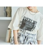 【ラコレ/LAKOLE】のオーガンジープリントT 人気、トレンドファッション・服の通販 founy(ファニー) ファッション Fashion レディースファッション Fashion for Women オーガンジー Organza Fabric ショルダー Shoulder, Shoulder Strap スリット Slit, Slit Detail ドロップ Drop Shoulder, Dropped Style プリント Print, Printed Pattern ボトム Bottoms, Lower Wear thumbnail オフホワイト|ID: prp329100004814022 ipo3291000000034962314