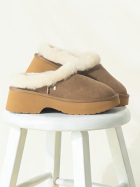 【エミュ オーストラリア/EMU Australia】 【EMU Australia】 Virginia Clog 厚底ムートンスリッポン人気、トレンドファッション・服の通販 founy(ファニー) ファッション Fashion レディースファッション Fashion for Women 厚底 Platform Shoes クッション Cushion, Throw Pillow 軽量 Lightweight, Ultra Light スリッポン Slip-On, Loafer トレンド Trend, Trending Now ライニング Inner Lining, Inner Fabric, Lined リラックス Relax, Relaxed Fit |ID:prp329100004814039