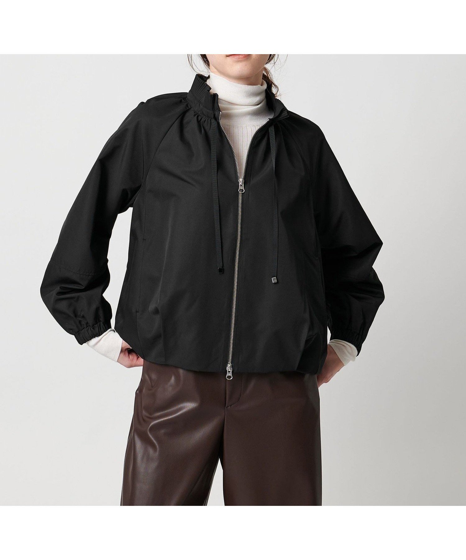 【ユナイテッドアローズ/UNITED ARROWS】の【別注】 Marilyn Moon プリーツ ネック ブルゾン インテリア・キッズ・メンズ・レディースファッション・服の通販 founy(ファニー) 　ファッション　Fashion　レディースファッション　Fashion for Women　アウター　Coat / Outerwear Collection　ブルゾンジャケット・スポーティアウター　Blouson Jackets　シンプル　Simple, Minimal　フェミニン　Feminine, Girly　ブルゾン　Blouson, Bomber Jacket　プリーツ　Pleats, Pleated　モダン　Modern, Contemporary　人気　Popular, Best Seller　別注　Limited Edition, Custom Order　BLACK|ID: prp329100004814175 ipo3291000000034963837