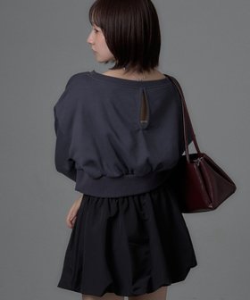 【パルグループ/PAL GROUP】の【mystic】バックオープン ロゴスウェット 人気、トレンドファッション・服の通販 founy(ファニー) ファッション Fashion レディースファッション Fashion for Women トップス・カットソー Cut & Sew Tops レディースパーカー・カジュアルフーディー Casual Hoodies & Sweatshirts スウェット・クルーネックトップス Sweatshirts & Crewnecks / Relaxed Fit Sweat Tops バッグ Bags アクセサリー Fashion Accessories キャップ Cap, Baseball Cap ショート Short, Short Length シンプル Simple, Minimal スウェット / スエット Sweatshirt, Sweatwear スニーカー Sneakers, Trainers フェミニン Feminine, Girly レース Lace, Lace Fabric 再入荷 Restock / Back in Stock おすすめ Recommended / Our Picks |ID:prp329100004814221