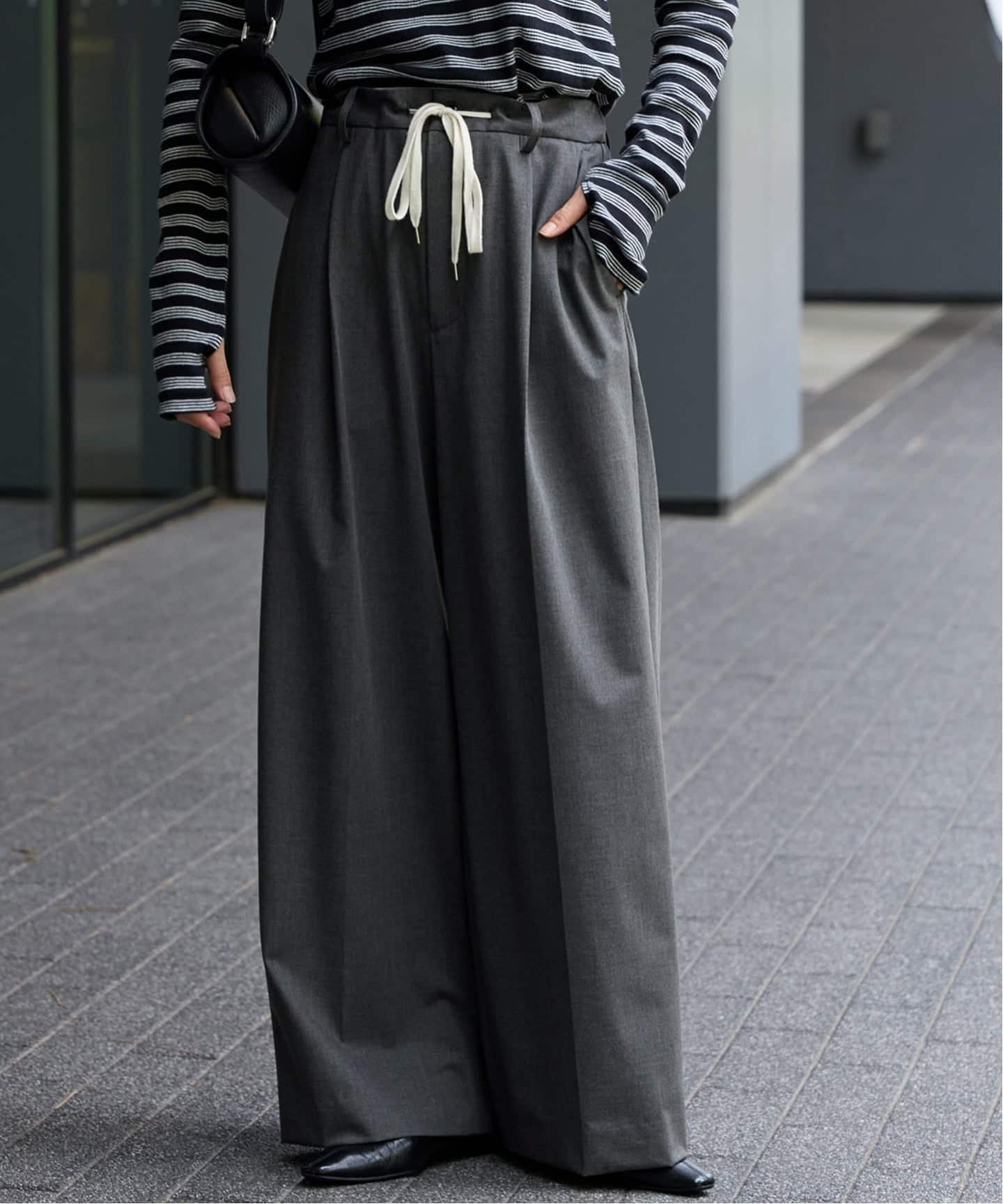 【ジャーナルスタンダード/JOURNAL STANDARD】の《追加2》ソモウライクイージースラックス 人気、トレンドファッション・服の通販 founy(ファニー) 　ファッション　Fashion　レディースファッション　Fashion for Women　2025年　2025　2025-2026秋冬・A/W　Autumn/Winter 2025–26 AW25–26　スピンドル　Spindle, Drawcord　スラックス　Slacks, Dress Pants　スーツ　Suit, Formalwear　ワイド　Wide, Wide Fit　 other-1|ID: prp329100004814239 ipo3291000000034964388