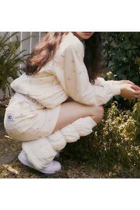 【リエンダ/rienda】の【一部店舗・WEB限定】【RIENDA GOLF】フラワースニードジャケット 人気、トレンドファッション・服の通販 founy(ファニー) ファッション Fashion レディースファッション Fashion for Women アウター Coat / Outerwear Collection レディースジャケット・軽アウター Jackets インナー Innerwear ストレッチ Stretch, Stretchy Fabric スリーブ Sleeve, Long Sleeve / Short Sleeve セットアップ Set-Up, Coordinated Outfit トレンド Trend, Trending Now フラワー Flower, Floral ポケット Pocket, Pocket Detail 防寒 Cold Protection, Winter-Ready ラウンド Round, Round Neck 再入荷 Restock / Back in Stock おすすめ Recommended / Our Picks ゴルフ Golf |ID:prp329100004814286