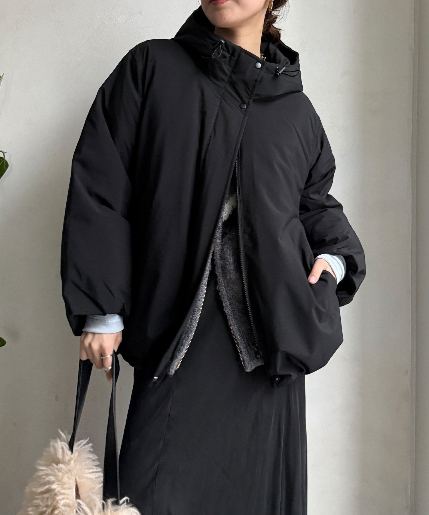 【ドゥドゥ/DouDou】の【WEB限定】フィルムタフタフーディーダウン 人気、トレンドファッション・服の通販 founy(ファニー) 　ファッション　Fashion　レディースファッション　Fashion for Women　シンプル　Simple, Minimal　スマート　Smart, Elegant　タフタ　Taffeta, Structured Fabric　タンク　Tank Top, Sleeveless Top　ダウン　Down, Puffer　A/W・秋冬　Autumn/Winter　冬　Winter / This Winter　再入荷　Restock / Back in Stock　エレガント 上品　Elegant　2025年　2025　2025-2026秋冬・A/W　Autumn/Winter 2025–26 AW25–26　 other-1|ID: prp329100004814288 ipo3291000000034964870