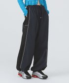 【ビームス ウイメン/BEAMS】のレース キリカエ トラックパンツ 人気、トレンドファッション・服の通販 founy(ファニー) ファッション Fashion レディースファッション Fashion for Women パンツ Pants & Trousers 今季 This Season, Current Season スウェット / スエット Sweatshirt, Sweatwear スニーカー Sneakers, Trainers スポーティ Sporty, Casual Athletic ドッキング Docking, Mixed Material ドローコード Drawcord, Drawstring Cord フィット Fit, Slim Fit リラックス Relax, Relaxed Fit レース Lace, Lace Fabric thumbnail NAVY|ID: prp329100004814289 ipo3291000000034964875