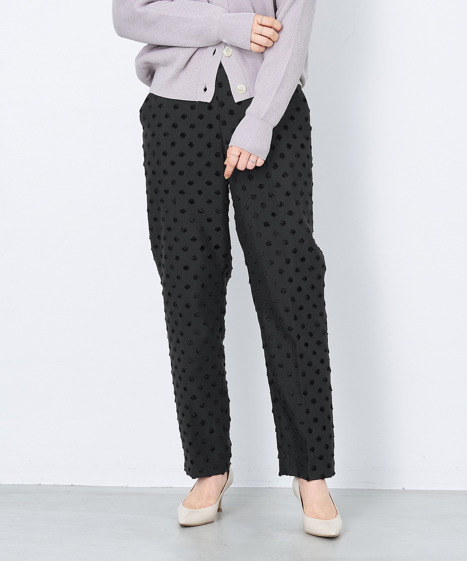 【マイカ ディール/MICA & DEAL】のドットジャガードテーパードパンツ 2サイズ展開 インテリア・キッズ・メンズ・レディースファッション・服の通販 founy(ファニー) 　ファッション　Fashion　レディースファッション　Fashion for Women　パンツ　Pants & Trousers　シューズ　Shoes, Footwear　シンプル　Simple, Minimal　ドット　Polka Dot, Dot Pattern　フレンチ　French, French Style　ベーシック　Basic, Essential　リブニット　Rib Knit, Ribbed Knit　おすすめ　Recommended / Our Picks　BLACK|ID: prp329100004814293 ipo3291000000034964893