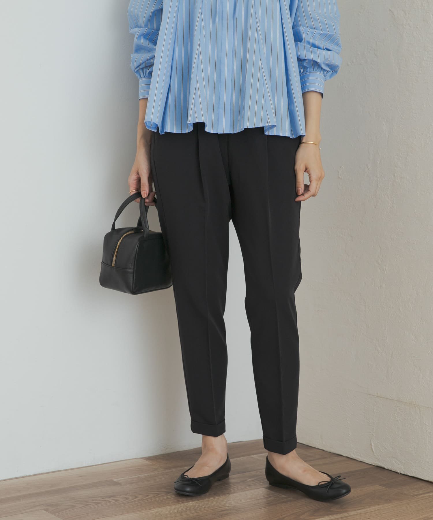 【アーバンリサーチ ドアーズ/URBAN RESEARCH DOORS】の『3サイズ展開』ストレッチテーパードイージーパンツ インテリア・キッズ・メンズ・レディースファッション・服の通販 founy(ファニー) ファッション Fashion レディースファッション Fashion for Women パンツ Pants & Trousers 2025年 2025 2025-2026秋冬・A/W Autumn/Winter 2025–26 AW25–26 冬 Winter / This Winter おすすめ Recommended / Our Picks ストレッチ Stretch, Stretchy Fabric スラックス Slacks, Dress Pants センター Center, Center Line ツイル Twist, Twisted Detail テーパード Tapered, Tapered Pants バランス Balance, Style Balance リラックス Relax, Relaxed Fit 人気 Popular, Best Seller ビジネス 仕事 通勤 Business / Work / Commuting 定番 Standard, Basic Item A/W・秋冬 Autumn/Winter NAVY|ID: prp329100004814299 ipo3291000000034964917