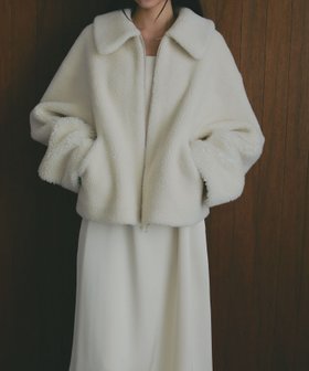 【アパートバイローリーズ/apart by lowrys】のリバーシブルボアジャケット 人気、トレンドファッション・服の通販 founy(ファニー) ファッション Fashion レディースファッション Fashion for Women アウター Coat / Outerwear Collection レディースジャケット・軽アウター Jackets おすすめ Recommended / Our Picks バランス Balance, Style Balance プリント Print, Printed Pattern ルーズ Loose, Oversized 人気 Popular, Best Seller |ID:prp329100004814331