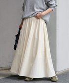 【ジャーナルスタンダード レリューム/JOURNAL STANDARD relume】の《WEB限定追加》ギャザーフレアスカート 人気、トレンドファッション・服の通販 founy(ファニー) ファッション Fashion レディースファッション Fashion for Women スカート Skirts Aライン・フレアスカート A-Line & Flared Skirts 2025年 2025 2025-2026秋冬・A/W Autumn/Winter 2025–26 AW25–26 ギャザー Gathered, Ruffled シンプル Simple, Minimal フロント Front, Front Design ポケット Pocket, Pocket Detail thumbnail ナチュラル|ID: prp329100004814372 ipo3291000000034965607