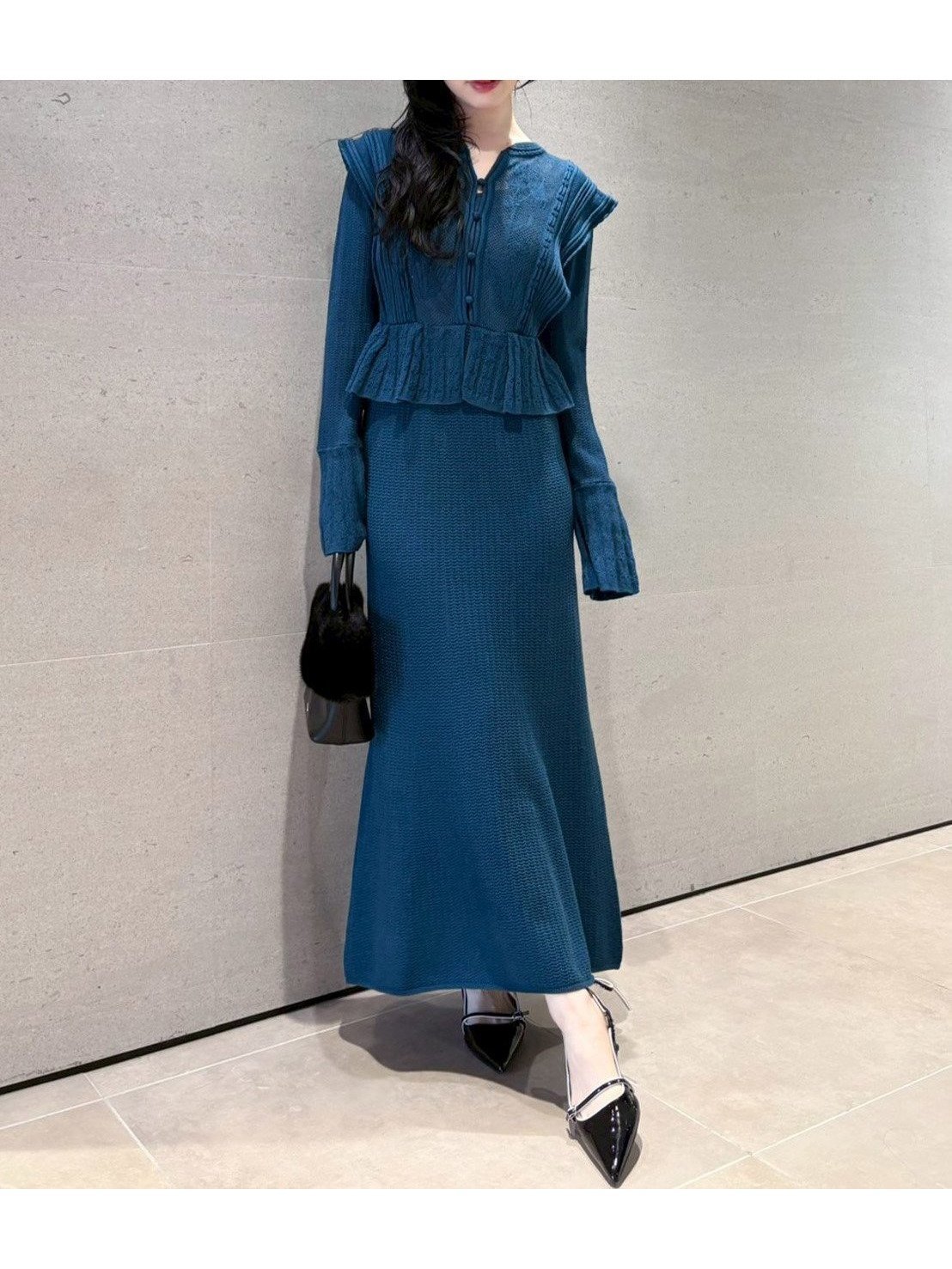 【リリーブラウン/Lily Brown】のスイッチングクロシェニットワンピース インテリア・キッズ・メンズ・レディースファッション・服の通販 founy(ファニー) 　ファッション　Fashion　レディースファッション　Fashion for Women　ワンピース　Dresses　ニットワンピース　Knit Dresses　インナー　Innerwear　キャミソール　Camisole, Spaghetti Strap Top　スマート　Smart, Elegant　レース　Lace, Lace Fabric　人気　Popular, Best Seller　今季　This Season, Current Season　透かし　Cut-Out, Lacework　GRN[024]|ID: prp329100004814490 ipo3291000000034967171