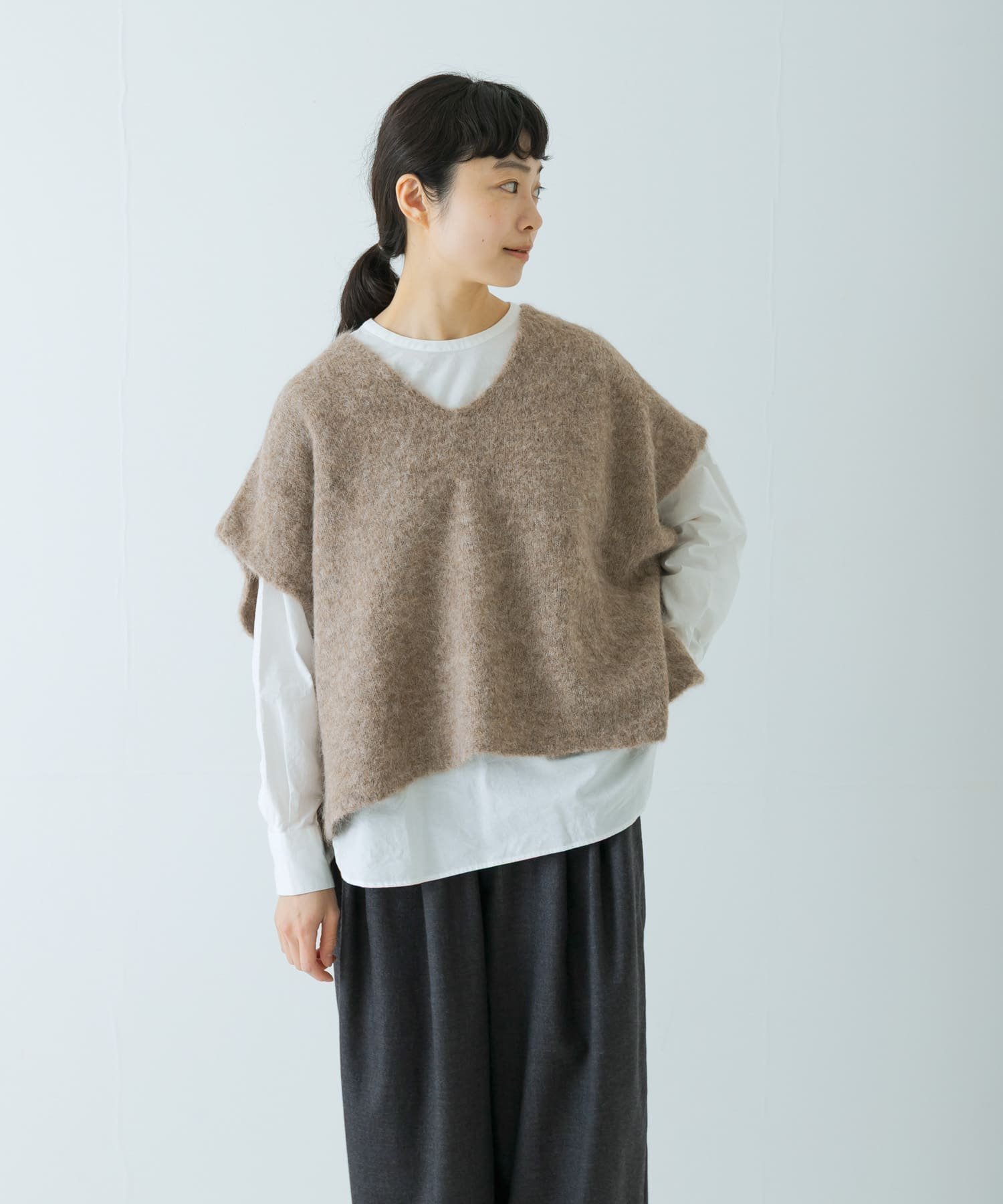 【かぐれ/kagure / URBAN RESEARCH】のアルパカワイドニットベスト インテリア・キッズ・メンズ・レディースファッション・服の通販 founy(ファニー) 　ファッション　Fashion　レディースファッション　Fashion for Women　アウター　Coat / Outerwear Collection　トップス・カットソー　Cut & Sew Tops　ニット　Knit Tops & Sweaters　ベスト&ジレ / 重ね着スタイル　Vests & Gilets　カットソー　Cut and Sewn Top　ベスト　Vest, Waistcoat　ワイド　Wide, Wide Fit　A/W・秋冬　Autumn/Winter　冬　Winter / This Winter　おすすめ　Recommended / Our Picks　2025年　2025　2025-2026秋冬・A/W　Autumn/Winter 2025–26 AW25–26　ブラウン|ID: prp329100004814519 ipo3291000000034967524
