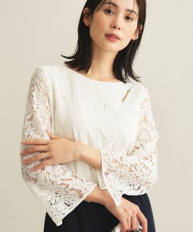 【インディヴィ/INDIVI】の【洗える/セレモニー】フラワーレースブラウス 人気、トレンドファッション・服の通販 founy(ファニー) ファッション Fashion レディースファッション Fashion for Women トップス・カットソー Cut & Sew Tops シャツ・ブラウス・オフィスカジュアル Elegant Blouses & Button-Ups インナー Innerwear ジャケット Jacket, Outerwear スマート Smart, Elegant スリット Slit, Slit Detail スリーブ Sleeve, Long Sleeve / Short Sleeve セレモニー Ceremony フラワー Flower, Floral フレア Flare, Flared レース Lace, Lace Fabric エレガント 上品 Elegant 洗える Machine Washable |ID:prp329100004814534