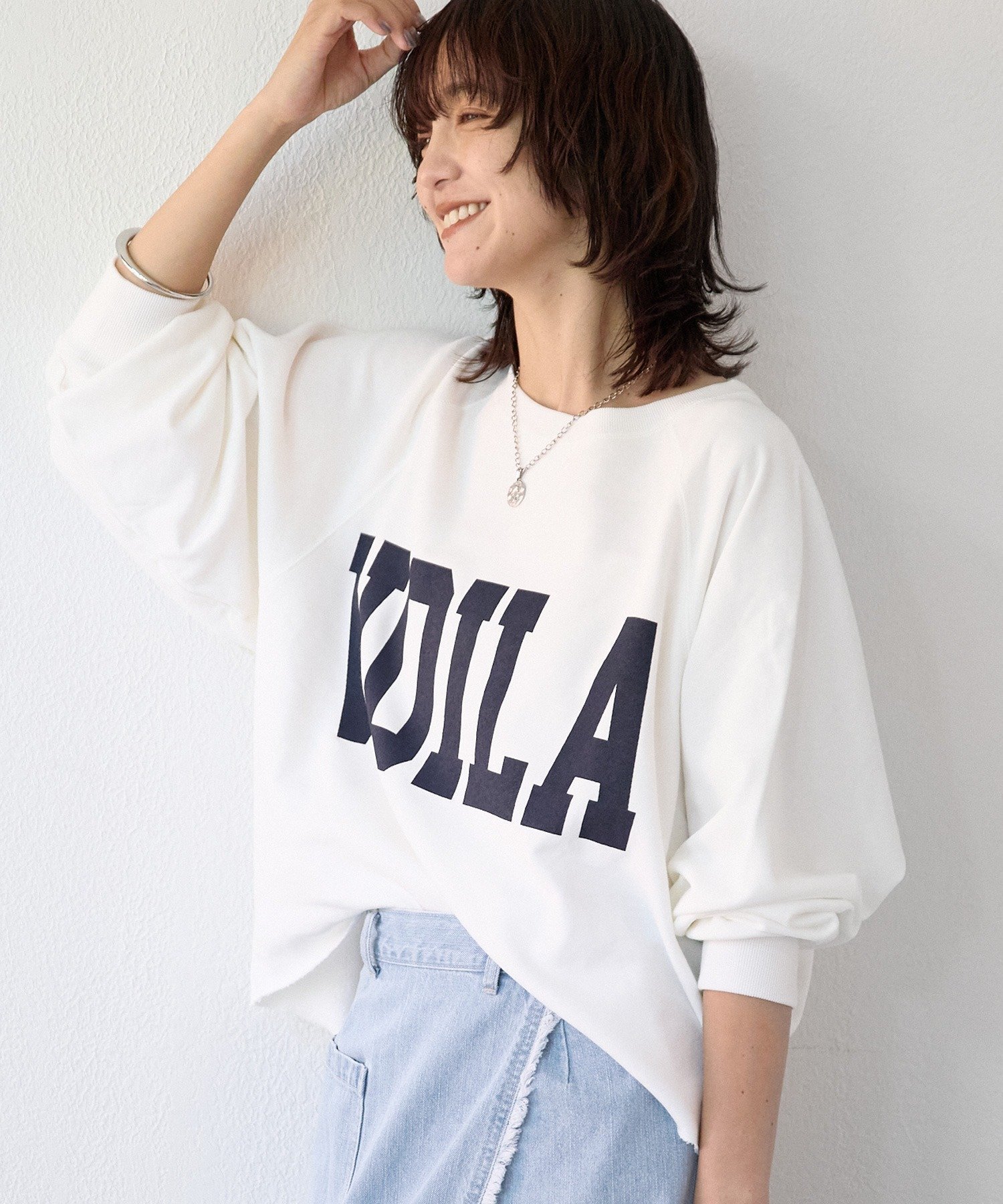 【リヴドロワ/RIVE DROITE】の【新色追加/Yossshiiii企画】ワイドロゴカットオフスエット インテリア・キッズ・メンズ・レディースファッション・服の通販 founy(ファニー) 　ファッション　Fashion　レディースファッション　Fashion for Women　インナー　Innerwear　春　Spring　秋　Autumn　グラフィック　Graphic, Graphic Design　コラボ　Collaboration, Collab　今季　This Season, Current Season　スウェット / スエット　Sweatshirt, Sweatwear　タートル　Turtleneck, Turtle Collar　ダウン　Down, Puffer　人気　Popular, Best Seller　ロング　Long, Long-Length　冬　Winter / This Winter　A/W・秋冬　Autumn/Winter　再入荷　Restock / Back in Stock　おすすめ　Recommended / Our Picks　夏　Summer　オフホワイト|ID: prp329100004814613 ipo3291000000034968452