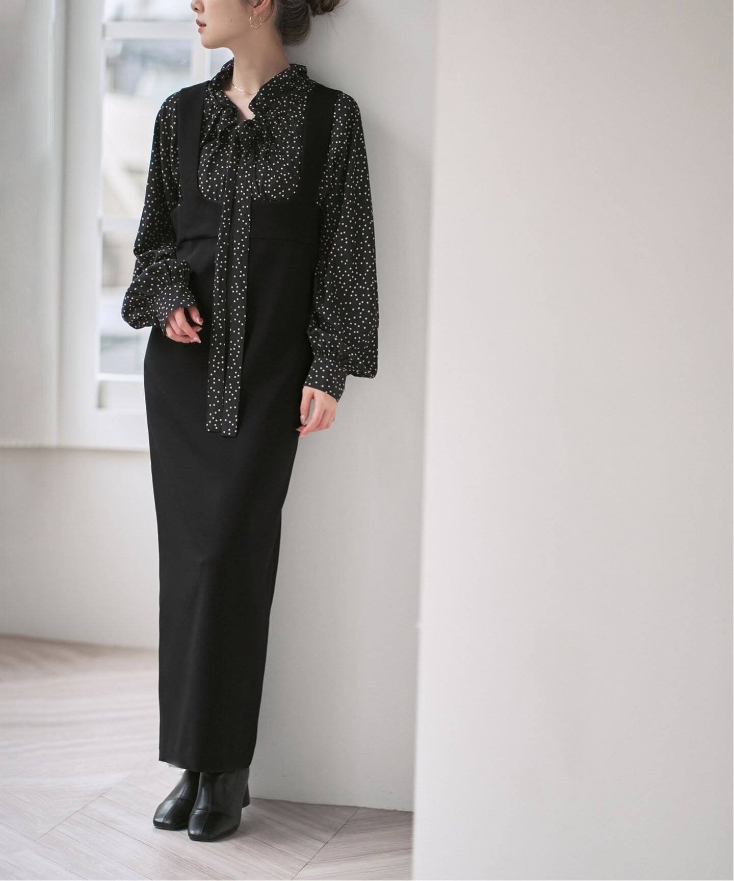 【ノーブル / スピック&スパン/NOBLE / Spick & Span】の《26SS先行 》ラフィネダブルクロスソフトスクエアワンピース 人気、トレンドファッション・服の通販 founy(ファニー) 　ファッション　Fashion　レディースファッション　Fashion for Women　ワンピース　Dresses　2026年　2026　インナー　Innerwear　カットソー　Cut and Sewn Top　シューズ　Shoes, Footwear　ショルダー　Shoulder, Shoulder Strap　スリット　Slit, Slit Detail　フラット　Flat, Flat Shoes　フロント　Front, Front Design　モダン　Modern, Contemporary　 other-1|ID: prp329100004814993 ipo3291000000034972029