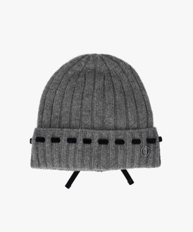 【オーバーライド/OVERRIDE】のChapeau d O Triple Ribbon Knit Watch / シャポードオー 人気、トレンドファッション・服の通販 founy(ファニー) ファッション Fashion レディースファッション Fashion for Women トップス・カットソー Cut & Sew Tops ニット Knit Tops & Sweaters エレガント 上品 Elegant シンプル Simple, Minimal チャーム Charm, Pendant トリミング Trimming, Decorative Edge トレンド Trend, Trending Now フロント Front, Front Design ベルベット Velvet, Velvety リボン Ribbon, Bow 帽子 Hat, Headwear A/W・秋冬 Autumn/Winter |ID:prp329100004815018