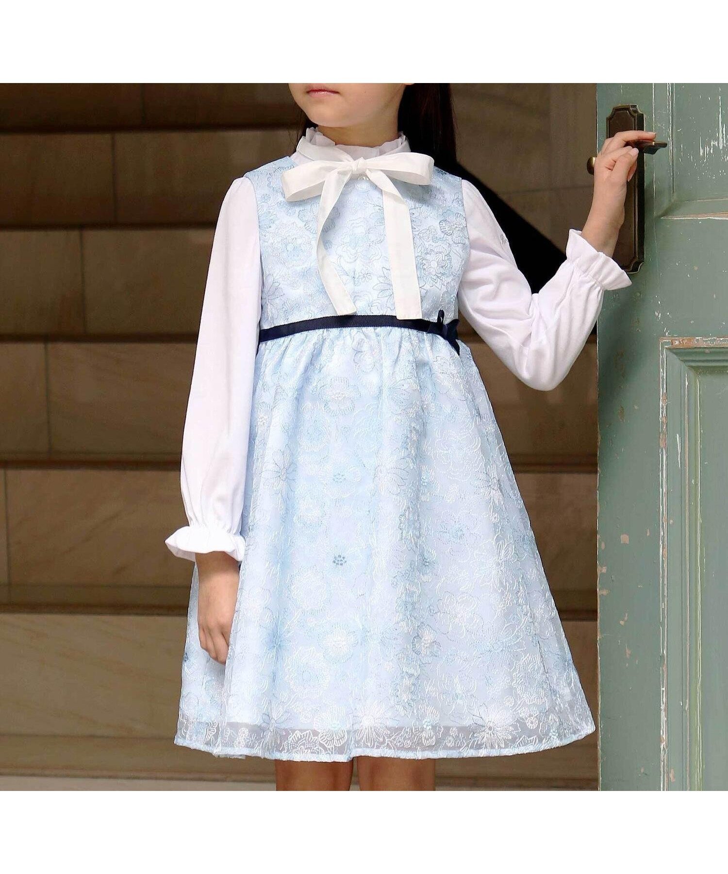 【ベベ オンライン ストア/BEBE ONLINE STORE / KIDS】の【日本製】オーガンジーフラワー刺しゅうドレス(110~130cm) インテリア・キッズ・メンズ・レディースファッション・服の通販 founy(ファニー) 　ファッション　Fashion　キッズファッション　Fashion for Kids　ワンピース　Dresses　インナー　Innerwear　オーガンジー　Organza Fabric　春　Spring　サテン　Satin, Glossy Fabric　シンプル　Simple, Minimal　ドレス　Dress, One-Piece　人気　Popular, Best Seller　フラワー　Flower, Floral　ベーシック　Basic, Essential　ワンポイント　One Point, Statement Accent　S/S・春夏　SS, Spring/Summer, Warm Season　日本製　Made In Japan　夏　Summer　入学式　Entrance Ceremony　2026年　2026　ブルー系|ID: prp329100004815041 ipo3291000000034972348