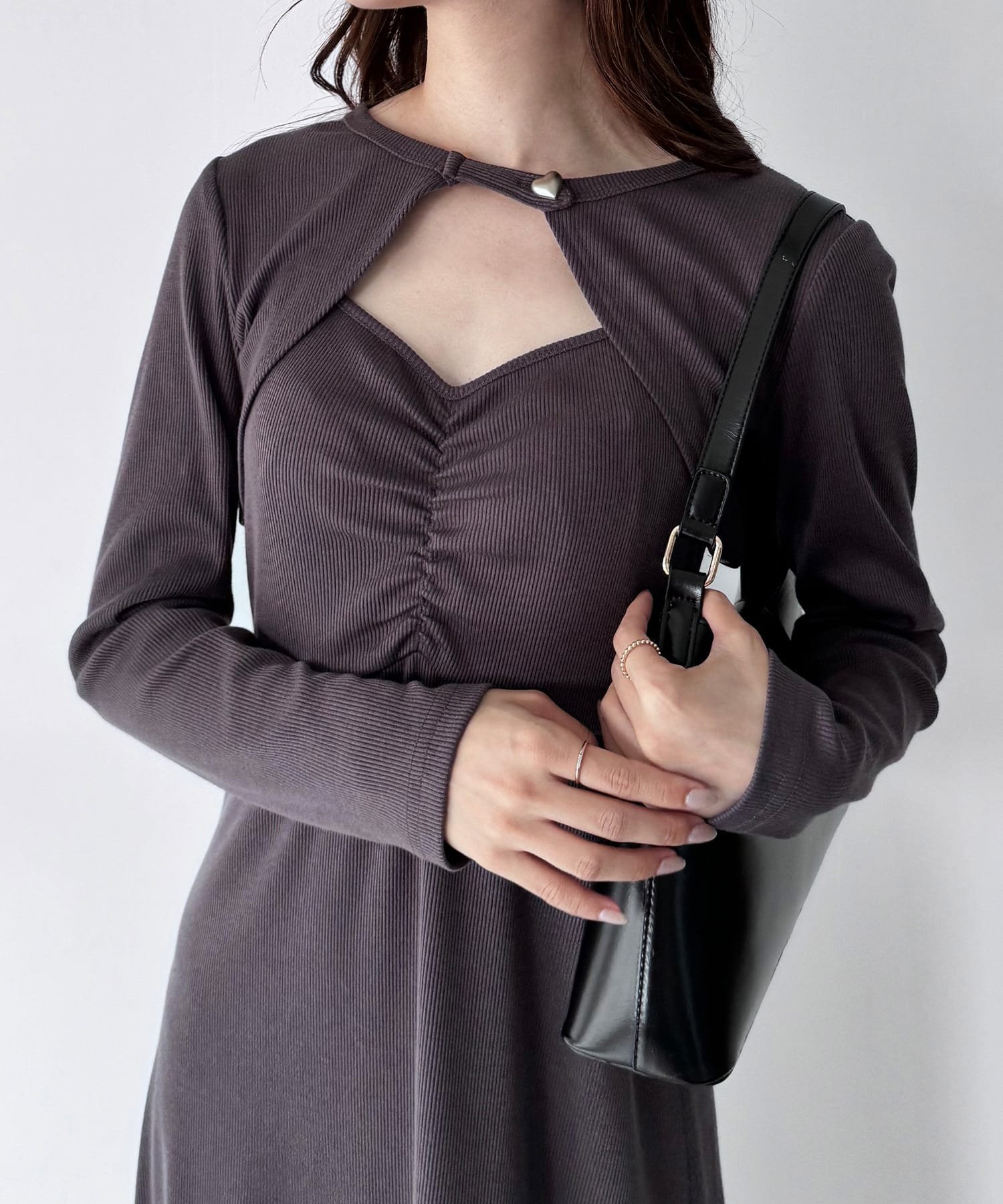 【ジュノア/JUNOAH】のショートボレロ+フレアキャミワンピース インテリア・キッズ・メンズ・レディースファッション・服の通販 founy(ファニー) 　ファッション　Fashion　レディースファッション　Fashion for Women　アウター　Coat / Outerwear Collection　ボレロ・ショート丈ジャケット / ドレス羽織りに　Boleros & Short Jackets　ワンピース　Dresses　キャミソールワンピース　Camisole Dresses　ショート　Short, Short Length　ボレロ　Bolero, Short Cardigan　チャコール|ID: prp329100004815052 ipo3291000000034972446