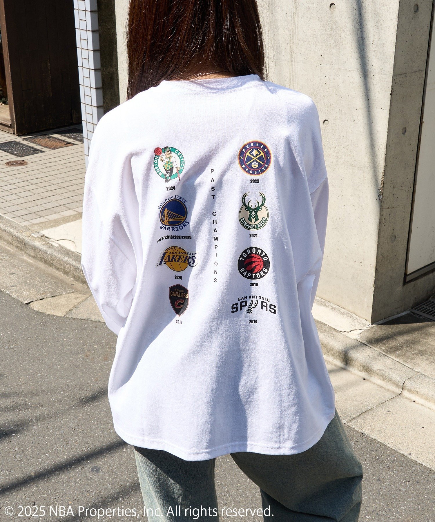 【セットアップセブン/SETUP7】のNBA/NBA CHAMPIONS TEAM ARCHIVE LONG Sleeve Tee インテリア・キッズ・メンズ・レディースファッション・服の通販 founy(ファニー) 　ファッション　Fashion　レディースファッション　Fashion for Women　トップス・カットソー　Cut & Sew Tops　カーゴパンツ　Cargo Pants, Utility Pants　キャップ　Cap, Baseball Cap　シンプル　Simple, Minimal　スニーカー　Sneakers, Trainers　デニム　Denim, Jeans Material　モチーフ　Motif, Design Theme　リラックス　Relax, Relaxed Fit　ロング　Long, Long-Length　再入荷　Restock / Back in Stock　おすすめ　Recommended / Our Picks　WHT|ID: prp329100004815066 ipo3291000000034972606
