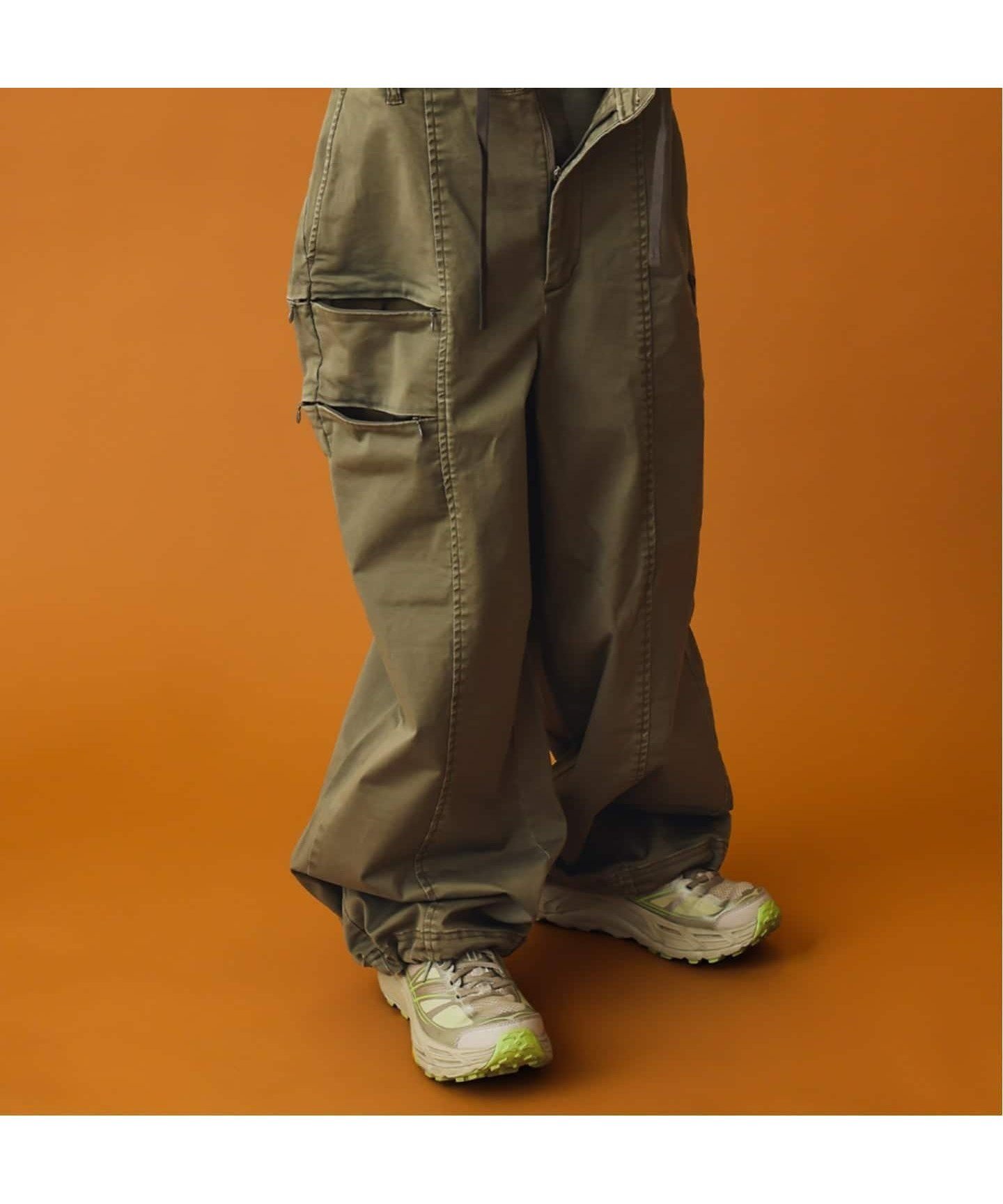 【ジャーナルスタンダード/JOURNAL STANDARD / MEN】のNULL TOKYO / ヌル トウキョウ 別注 インサイド バギー チノ パンツ インテリア・キッズ・メンズ・レディースファッション・服の通販 founy(ファニー) 　ファッション　Fashion　メンズファッション　Fashion for Men　ボトムス　Bottoms　アシンメトリー　Asymmetrical Style　ウォッシュ　Washed Finish　カーゴパンツ　Cargo Pants, Utility Pants　コンパクト　Compact, Small Size　軽量　Lightweight, Ultra Light　シューズ　Shoes, Footwear　ジップ　Zip, Zipper　ストレート　Straight, Straight Cut　スニーカー　Sneakers, Trainers　定番　Standard, Basic Item　フロント　Front, Front Design　ポケット　Pocket, Pocket Detail　別注　Limited Edition, Custom Order　リラックス　Relax, Relaxed Fit　カーキ|ID: prp329100004815199 ipo3291000000034973682