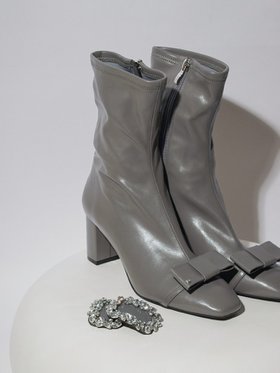 【セルフォード/CELFORD】のビジュー リボンクリップ付きストレッチブーツ 人気、トレンドファッション・服の通販 founy(ファニー) ファッション Fashion レディースファッション Fashion for Women クラシカル Classical, Vintage-Inspired スクエア Square, Square Shape ストレッチ Stretch, Stretchy Fabric スマート Smart, Elegant チャーム Charm, Pendant ビジュー Bijou, Jewel-like Accent ホリデーシーズン Holiday Season リボン Ribbon, Bow 人気 Popular, Best Seller |ID:prp329100004815287