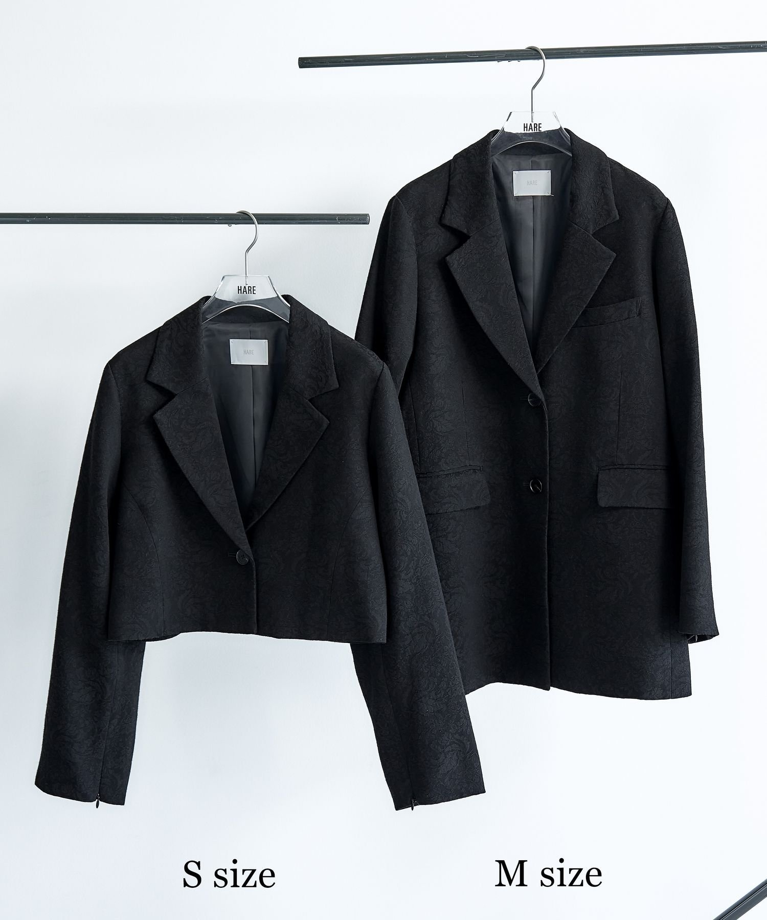 【ハレ/HARE】の【2サイズ展開】VINTAGEジャガード2WAYジャケット インテリア・キッズ・メンズ・レディースファッション・服の通販 founy(ファニー) 　ファッション　Fashion　レディースファッション　Fashion for Women　アウター　Coat / Outerwear Collection　レディースジャケット・軽アウター　Jackets　ウェーブ　Wavy Pattern　ヴィンテージ　Vintage Style　ショート　Short, Short Length　ジャケット　Jacket, Outerwear　ジーンズ　Jeans, Denim Pants　スタイリッシュ　Stylish, Fashionable　ストレート　Straight, Straight Cut　セーター　Sweater, Knitwear　デニム　Denim, Jeans Material　トレンド　Trend, Trending Now　定番　Standard, Basic Item　人気　Popular, Best Seller　バランス　Balance, Style Balance　フィット　Fit, Slim Fit　フレア　Flare, Flared　ベーシック　Basic, Essential　リボン　Ribbon, Bow　リラックス　Relax, Relaxed Fit　レース　Lace, Lace Fabric　ワイド　Wide, Wide Fit　おすすめ　Recommended / Our Picks　ブラック09|ID: prp329100004815345 ipo3291000000034974787