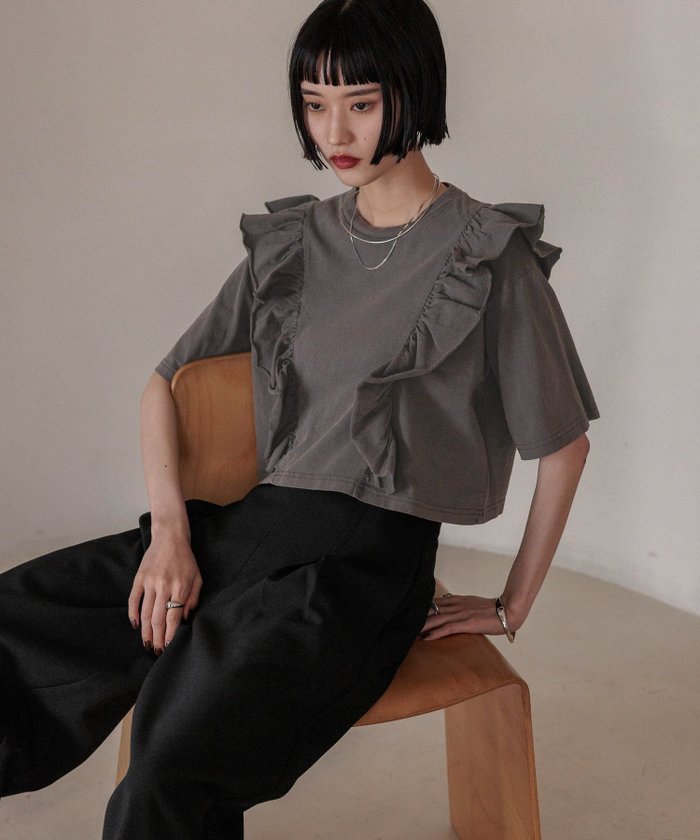 【ローリーズファーム/LOWRYS FARM】のピグメントショートフリルSS インテリア・キッズ・メンズ・レディースファッション・服の通販 founy(ファニー) https://founy.com/ ファッション Fashion レディースファッション Fashion for Women おすすめ Recommended / Our Picks カットソー Cut and Sewn Top ショルダー Shoulder, Shoulder Strap フリル Frill, Ruffle ワイド Wide, Wide Fit |ID: prp329100004815373 ipo3291000000035016941