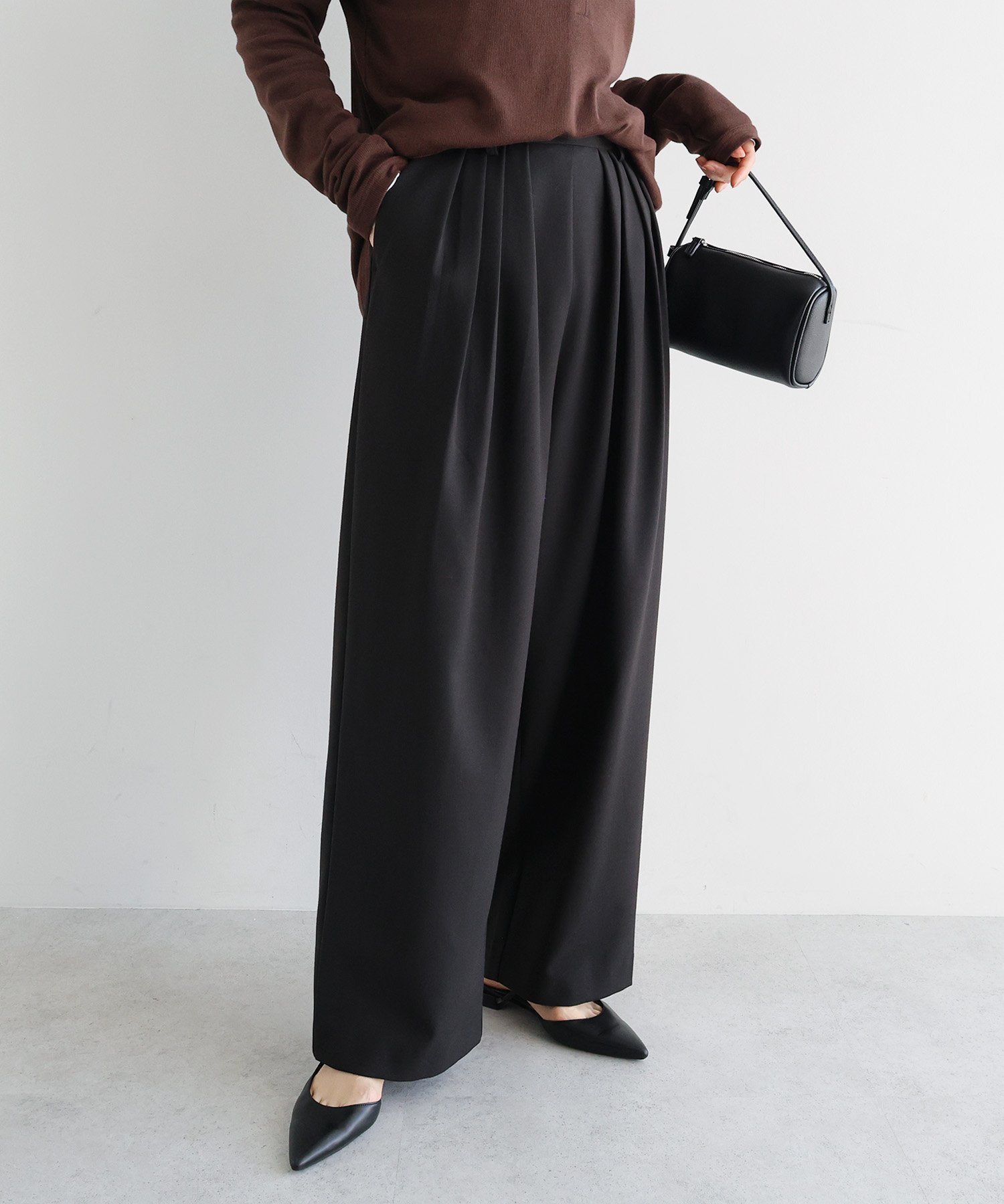 【アンドミー/andme】のウール混 タック ワイド パンツ evernavy エバーネイビー 人気、トレンドファッション・服の通販 founy(ファニー) 　ファッション　Fashion　レディースファッション　Fashion for Women　パンツ　Pants & Trousers　カットソー　Cut and Sewn Top　ジャケット　Jacket, Outerwear　なめらか　Smooth, Silky Texture　フロント　Front, Front Design　ポケット　Pocket, Pocket Detail　リラックス　Relax, Relaxed Fit　ワイド　Wide, Wide Fit　 other-1|ID: prp329100004815385 ipo3291000000034975272