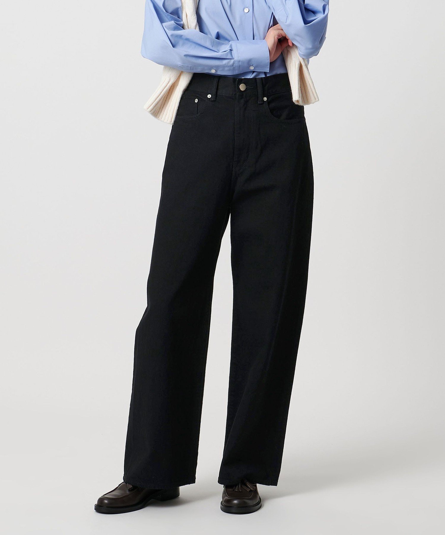 【ユナイテッドアローズ/UNITED ARROWS】のルーズシルエット ストレート デニムパンツ インテリア・キッズ・メンズ・レディースファッション・服の通販 founy(ファニー) ファッション Fashion レディースファッション Fashion for Women パンツ Pants & Trousers デニムパンツ・ジーンズ・美脚デニム Denim Jeans & Pants カットソー Cut and Sewn Top コンパクト Compact, Small Size ショート Short, Short Length スウェット / スエット Sweatshirt, Sweatwear ストレート Straight, Straight Cut デニム Denim, Jeans Material バランス Balance, Style Balance フェミニン Feminine, Girly フリル Frill, Ruffle ルーズ Loose, Oversized BLACK|ID: prp329100004815401 ipo3291000000034975414